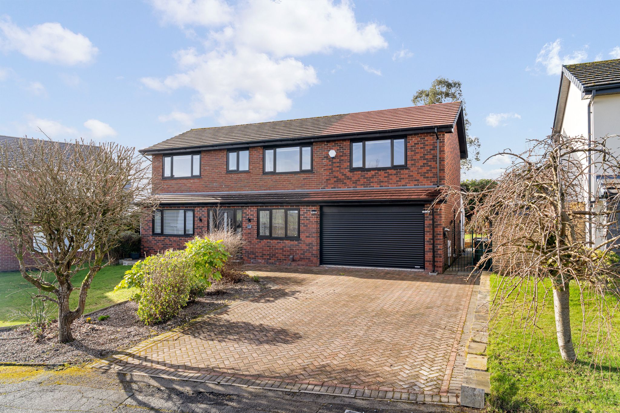 4 bedroom detached house For Sale in Bolton - Photograph 4.