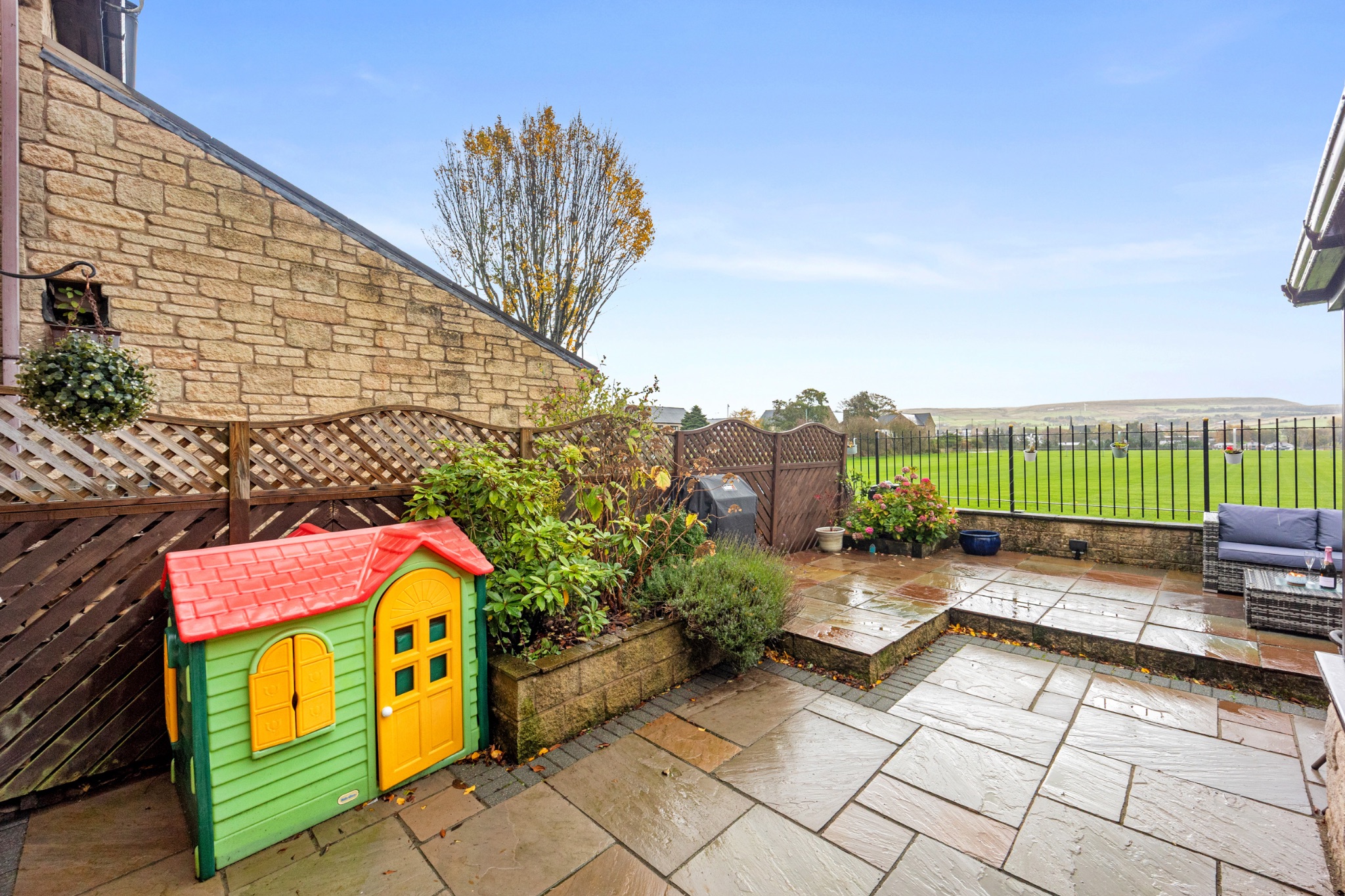 4 bedroom detached house For Sale in Bolton - Photograph 33.