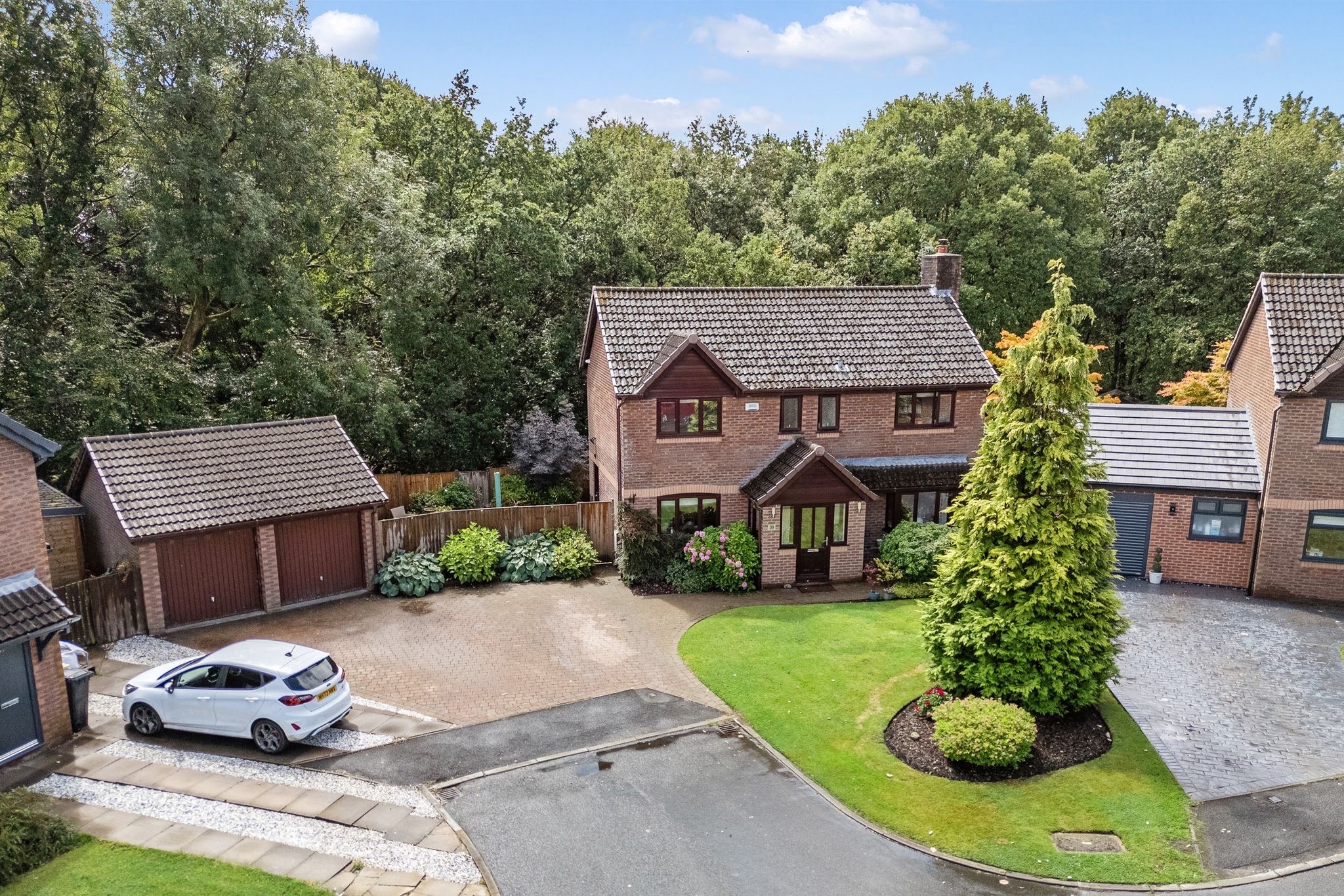 4 bedroom detached house For Sale in Bolton - Photograph 54.