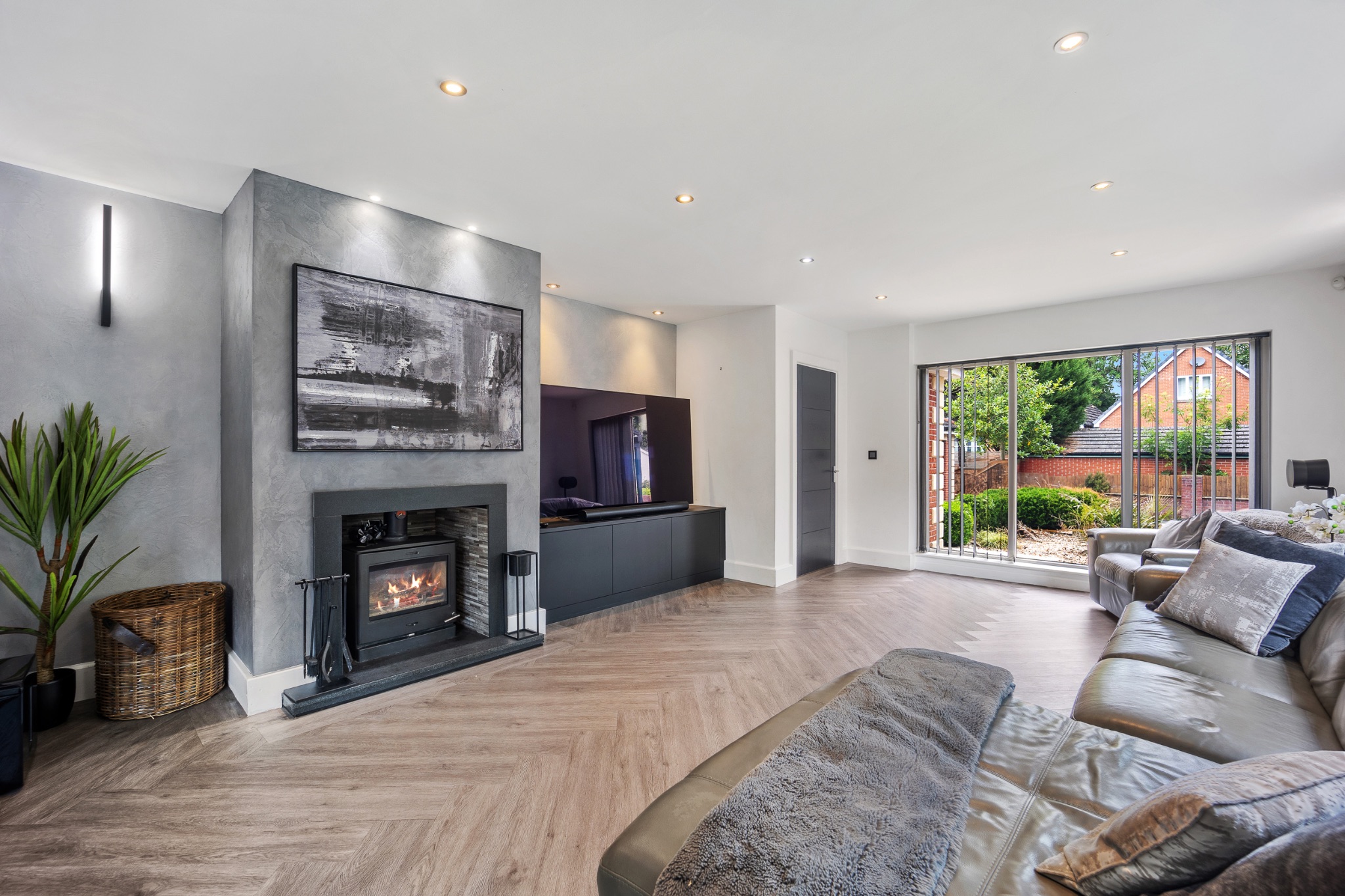 5 bedroom detached house For Sale in Bolton - Photograph 77.