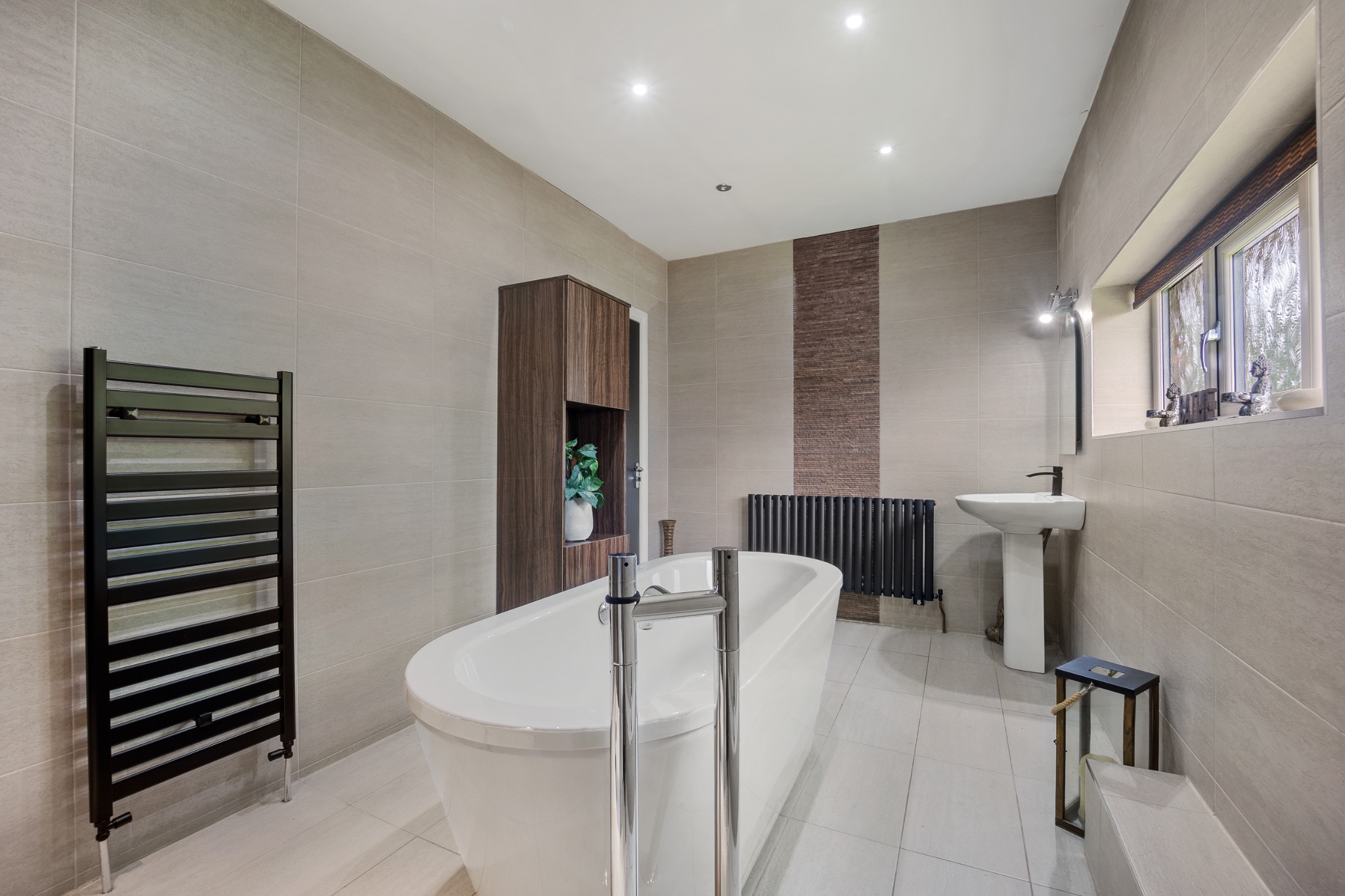 5 bedroom detached house For Sale in Bolton - Photograph 64.