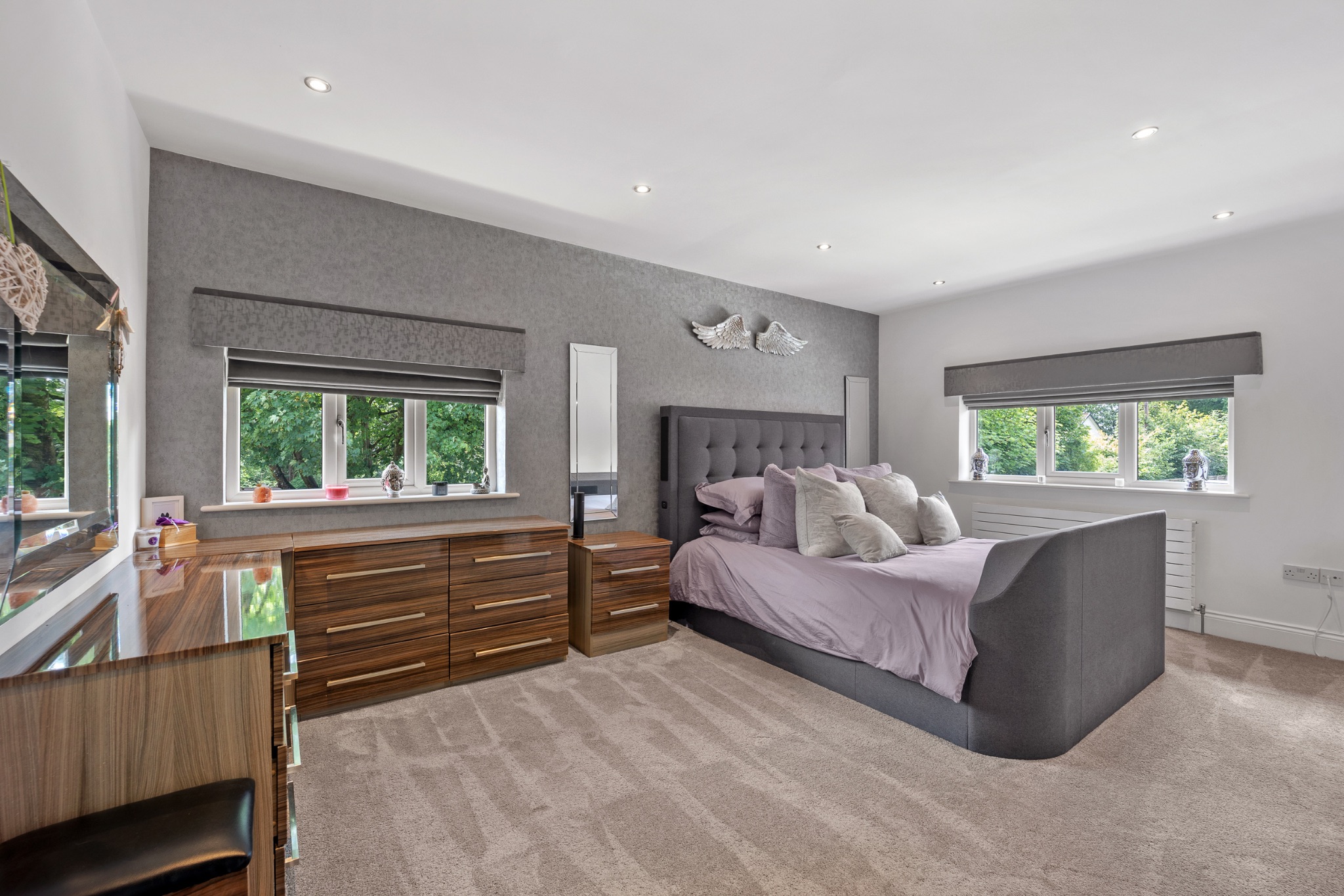 5 bedroom detached house For Sale in Bolton - Photograph 22.