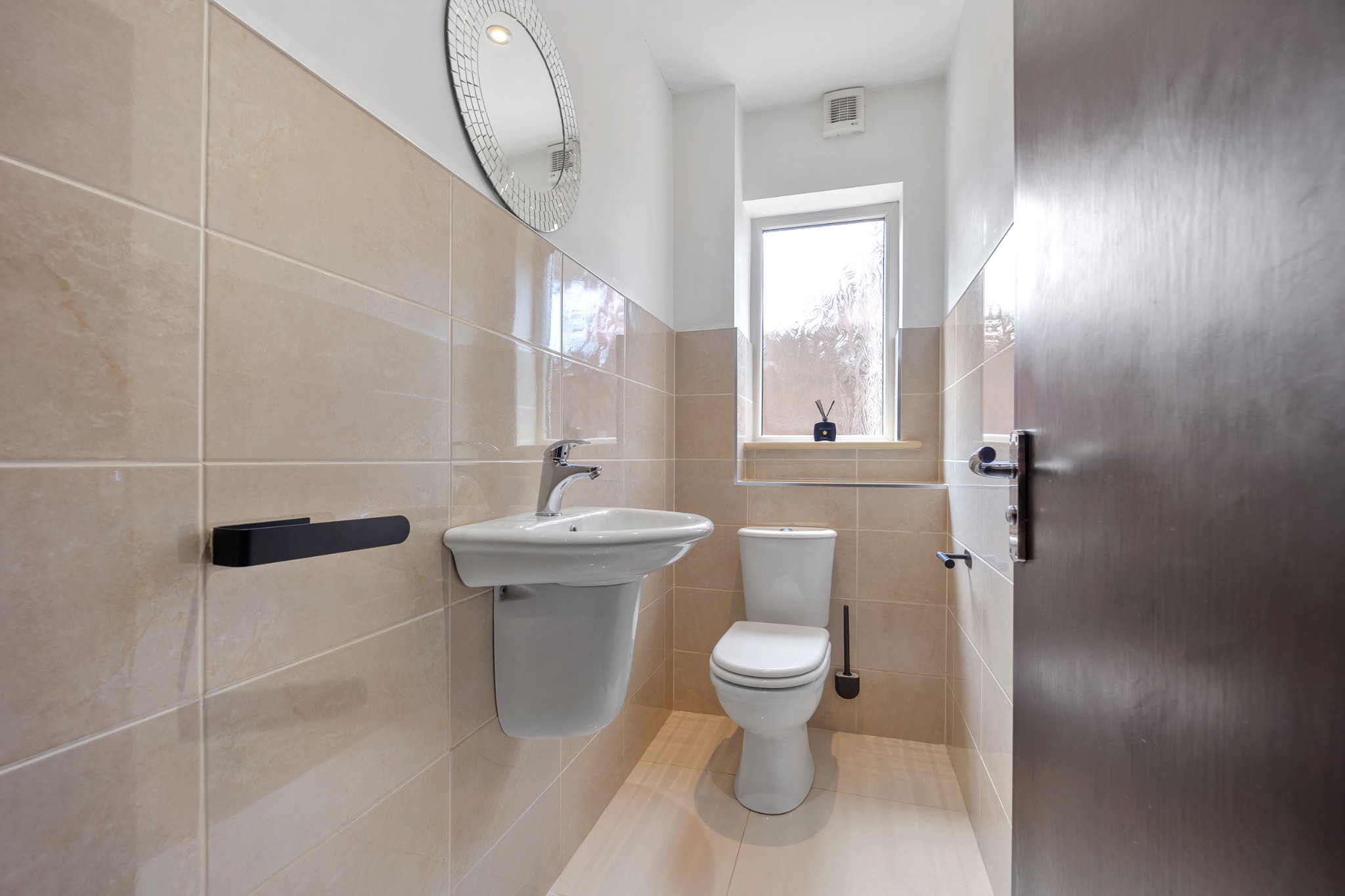 5 bedroom detached house For Sale in Bolton - Photograph 9.