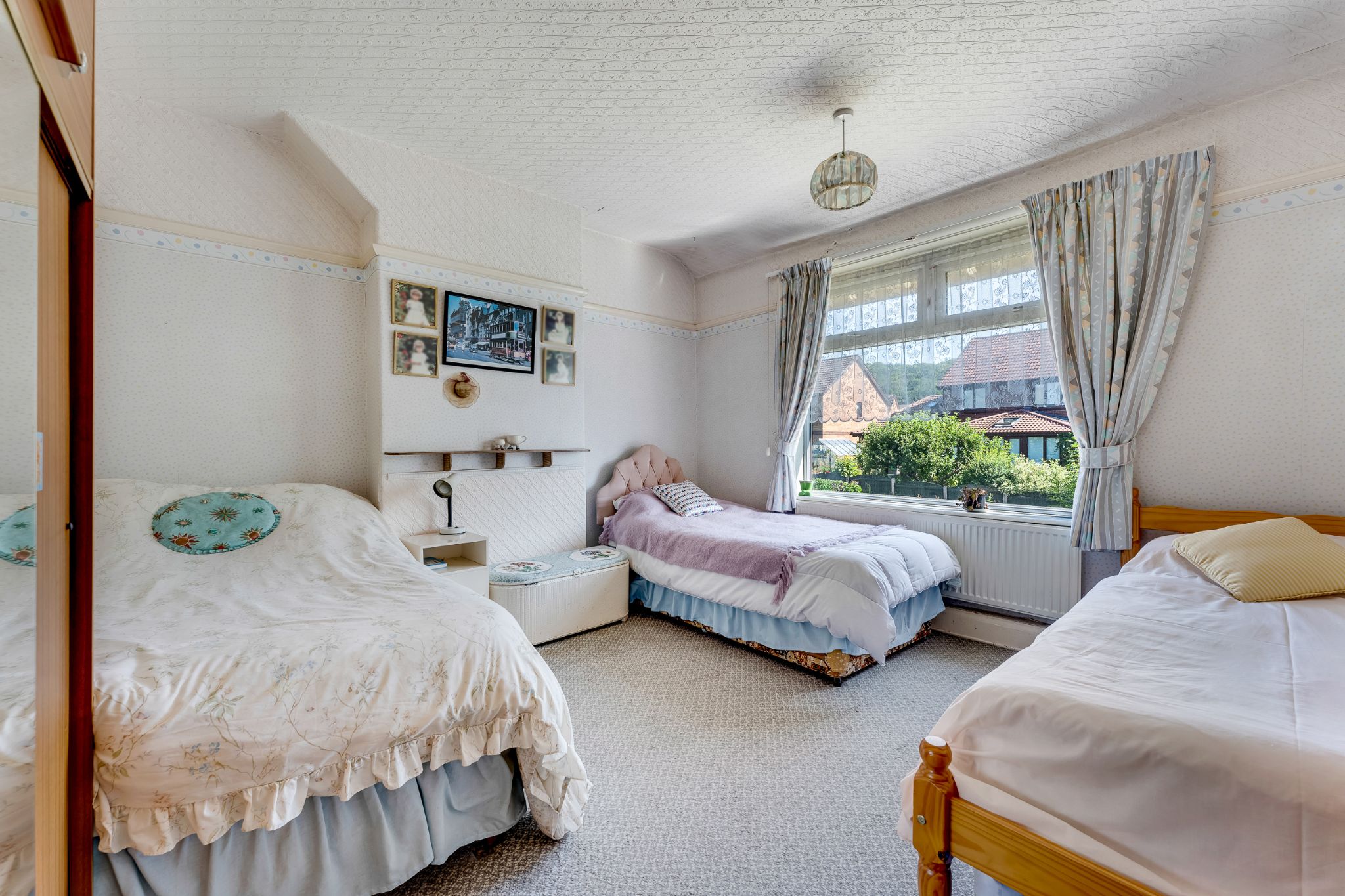 3 bedroom semi-detached house For Sale in Bolton - Photograph 22.