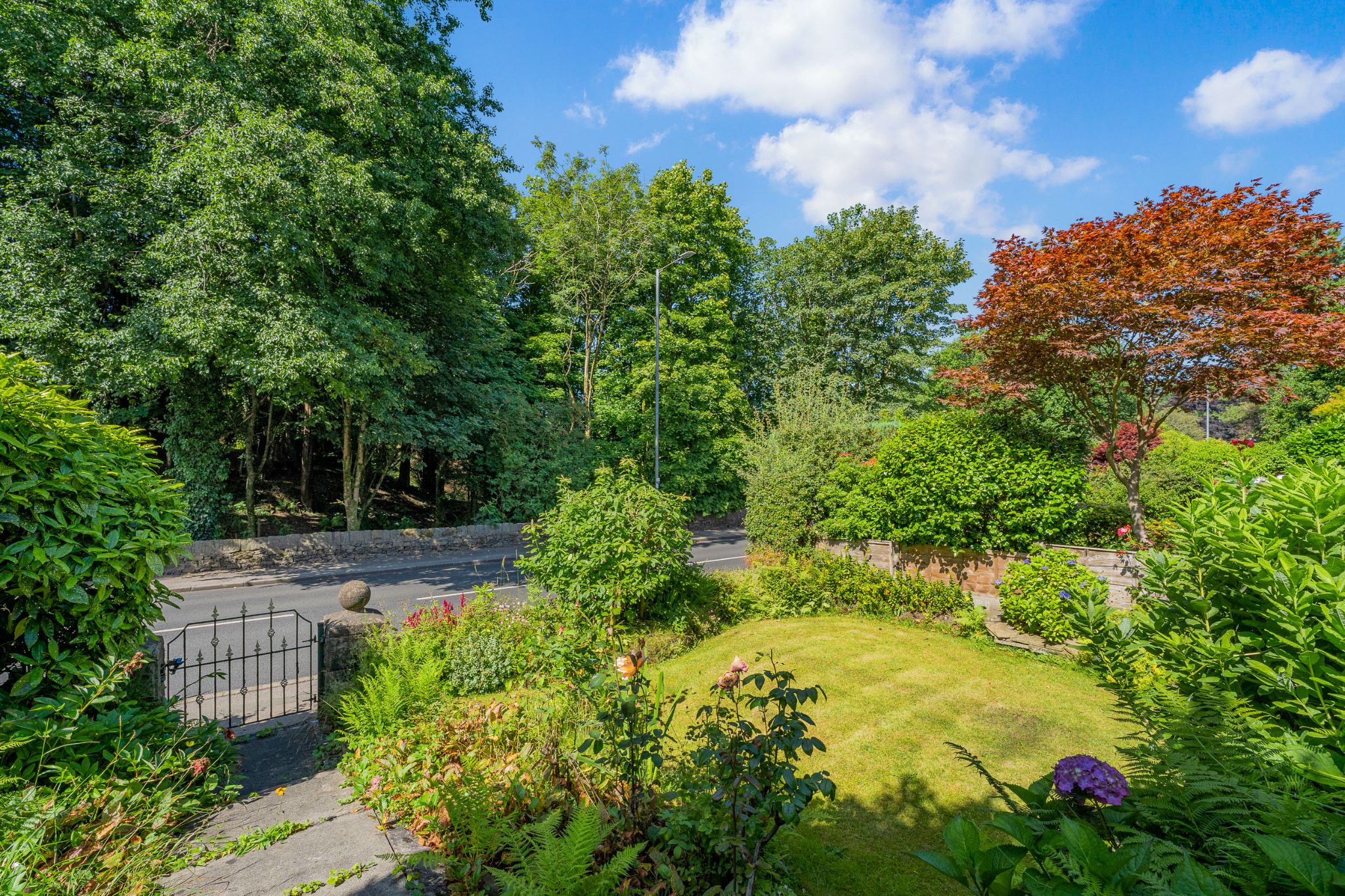 3 bedroom semi-detached house For Sale in Bolton - Photograph 27.