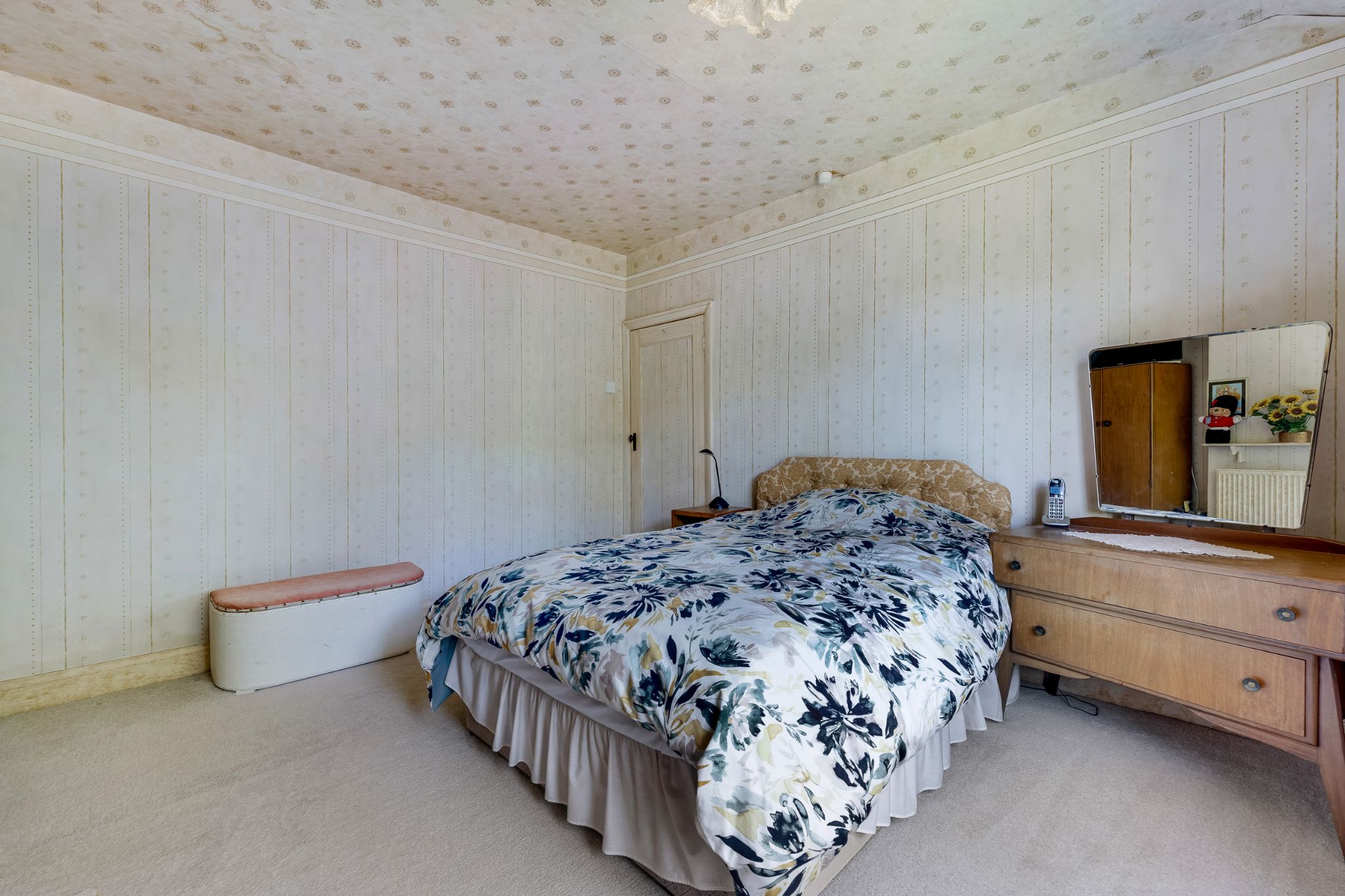 3 bedroom semi-detached house For Sale in Bolton - Photograph 19.