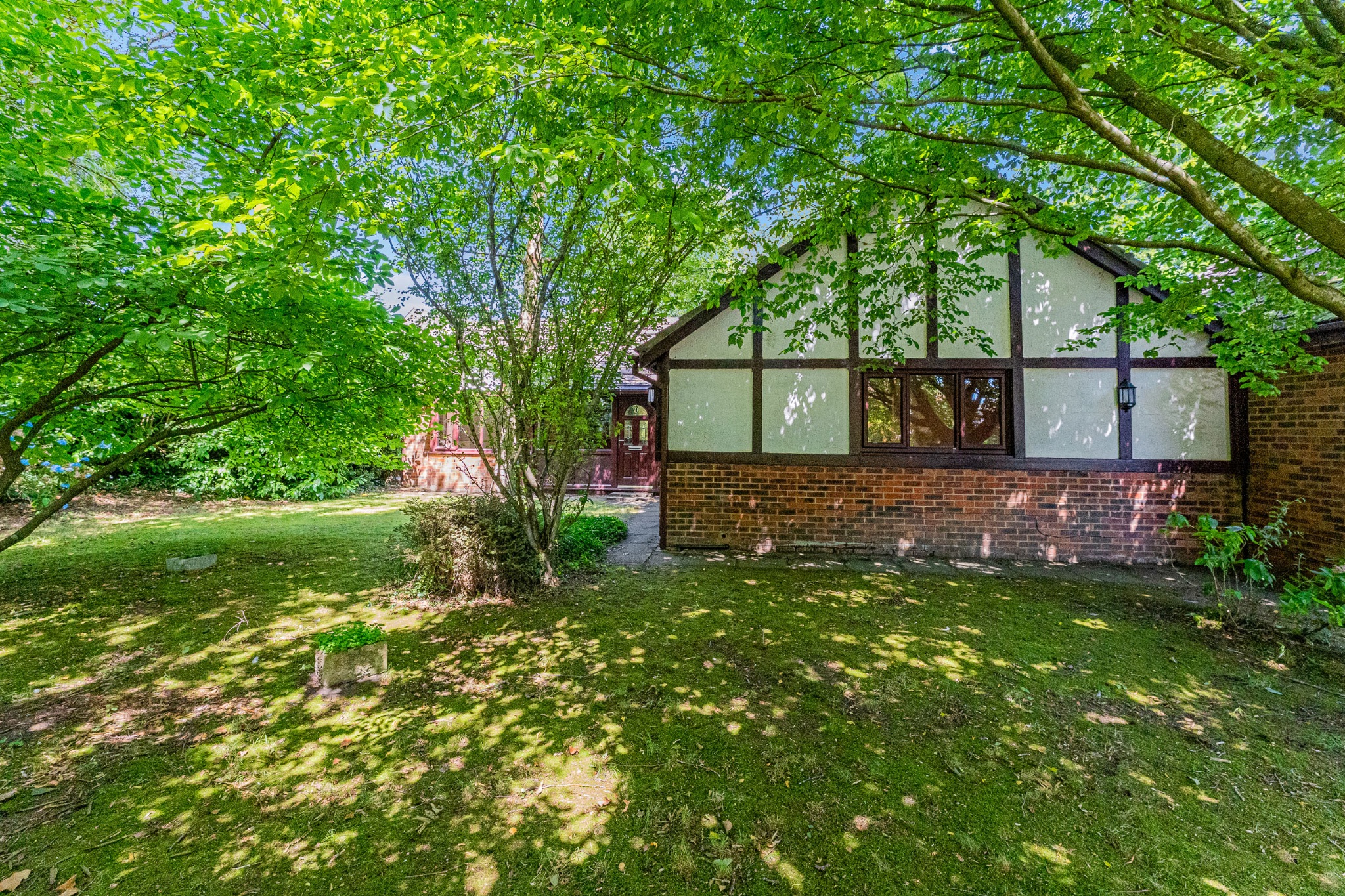 4 bedroom detached bungalow For Sale in Bolton - Photograph 34.