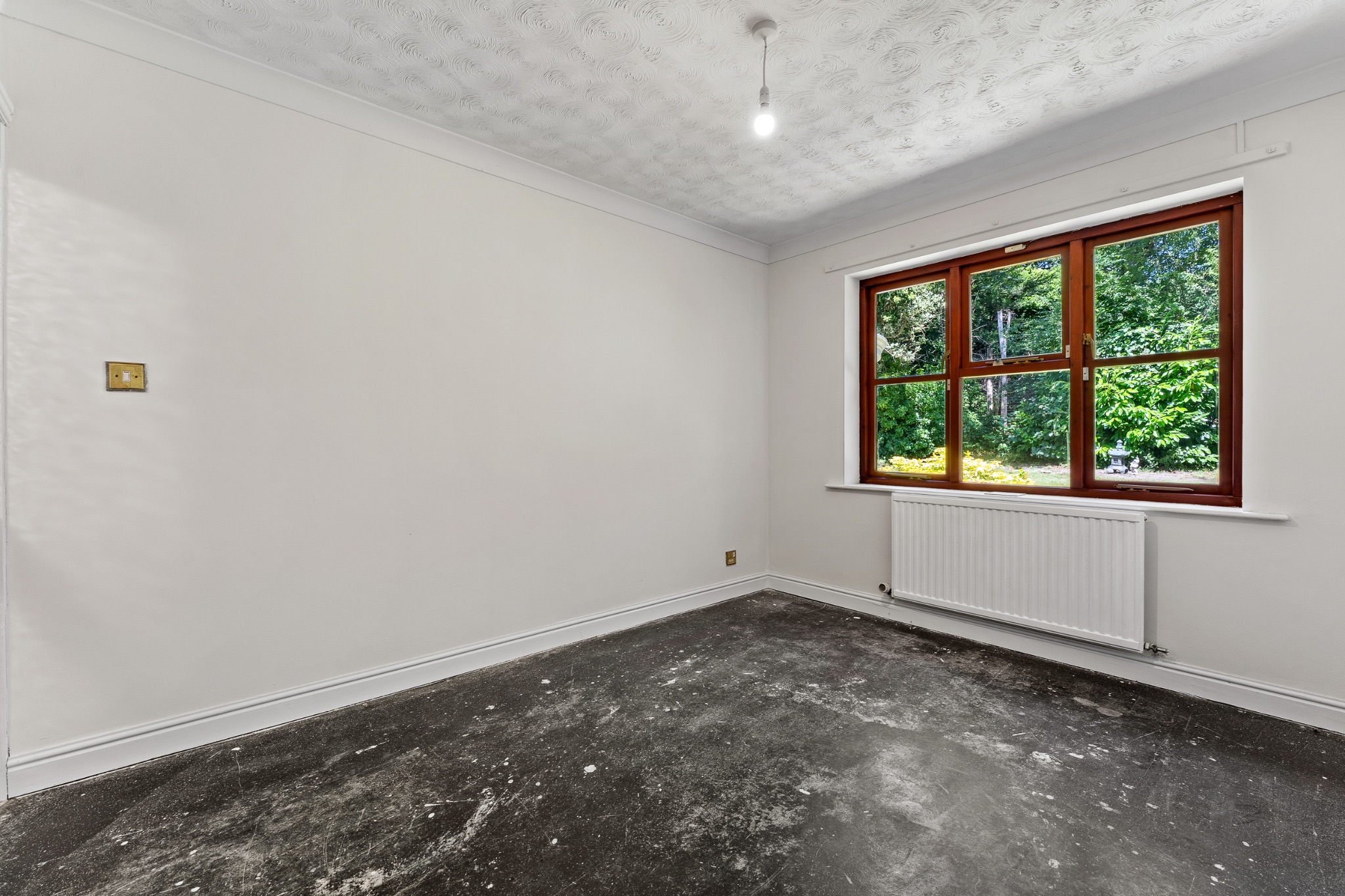 4 bedroom detached bungalow For Sale in Bolton - Photograph 39.