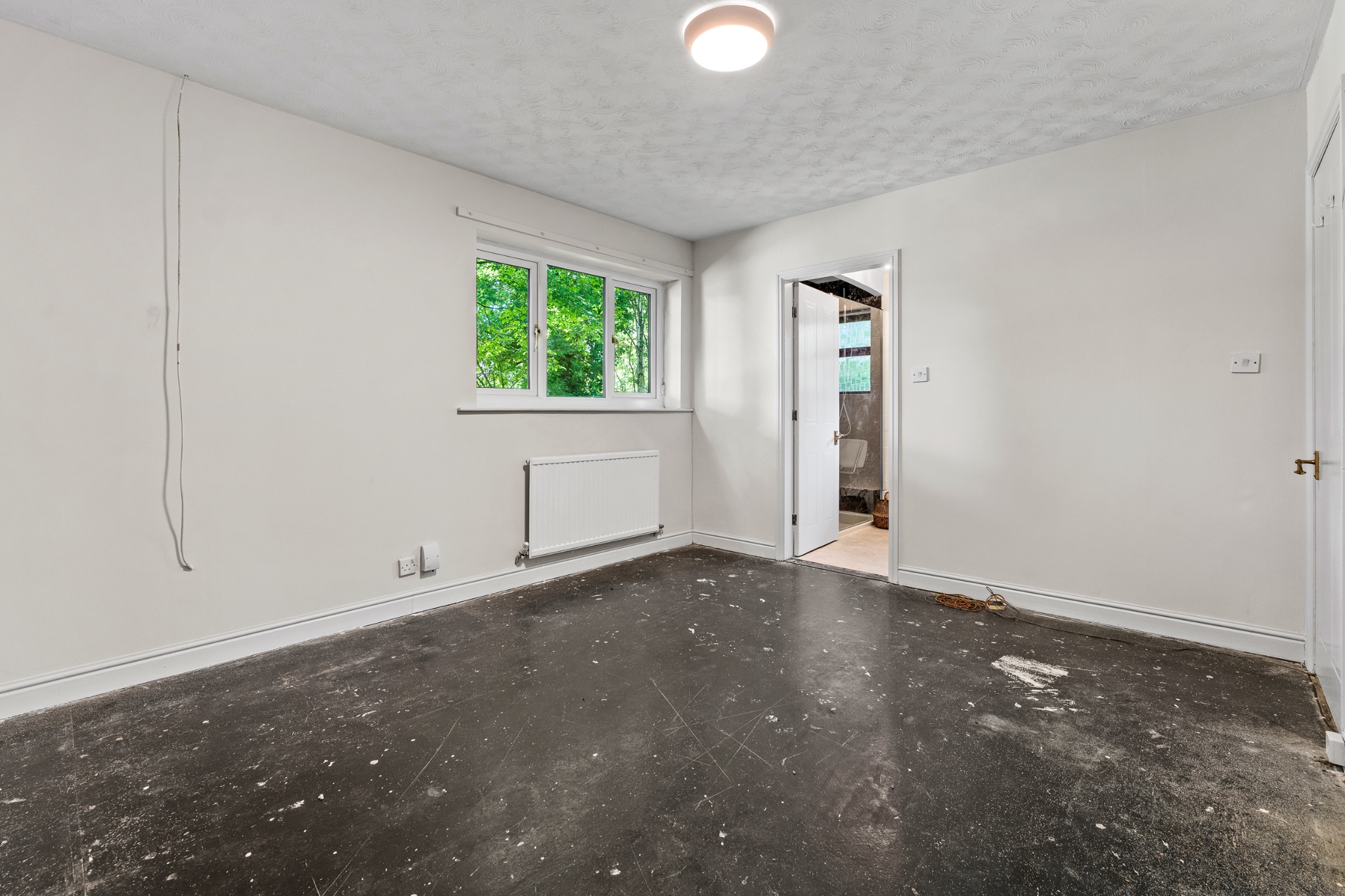 4 bedroom detached bungalow For Sale in Bolton - Photograph 40.