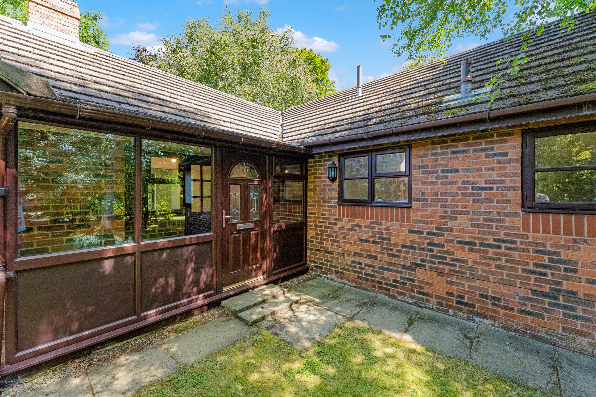 4 bedroom detached bungalow For Sale in Bolton - Photograph 19.