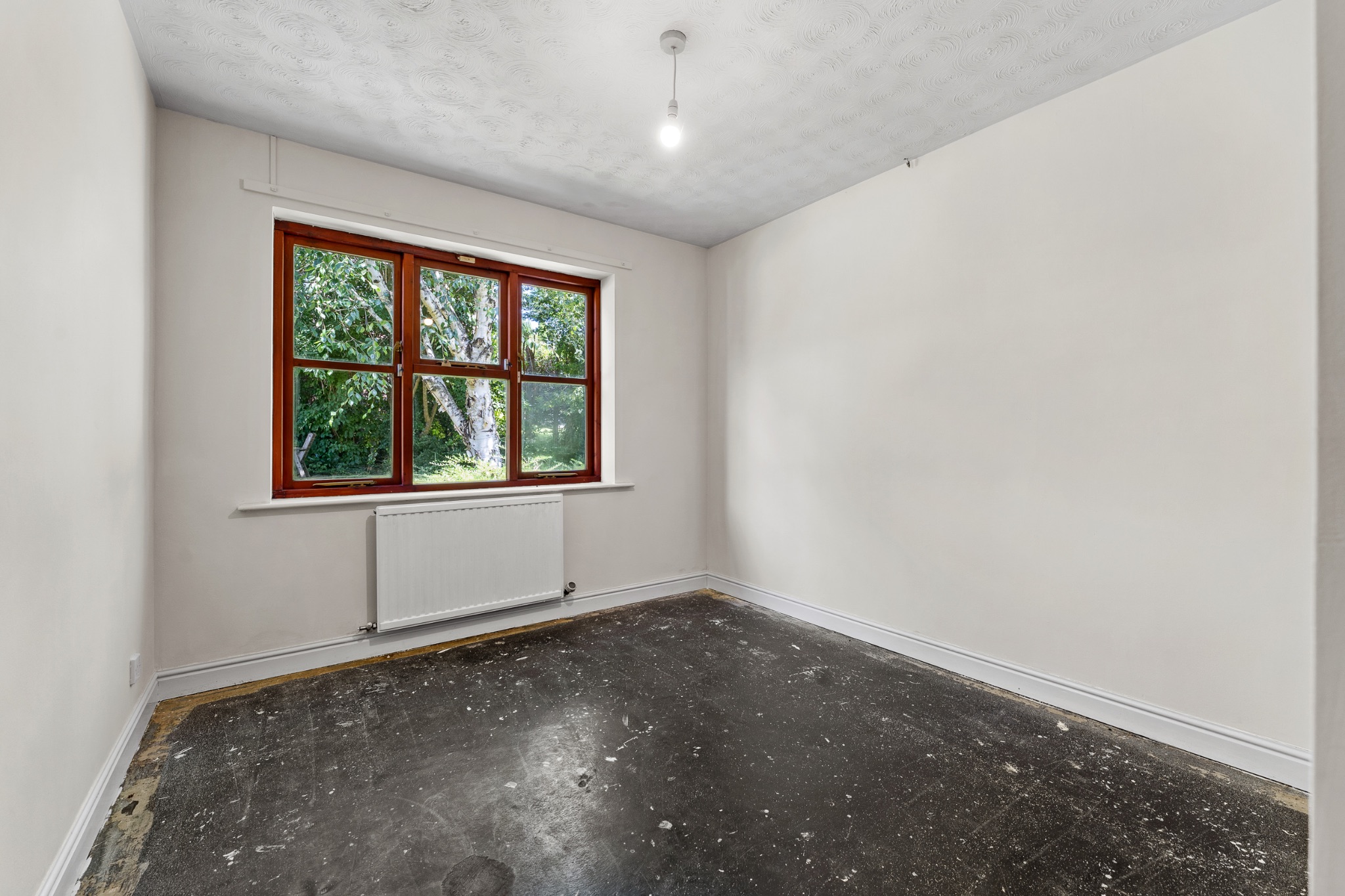 4 bedroom detached bungalow For Sale in Bolton - Photograph 11.