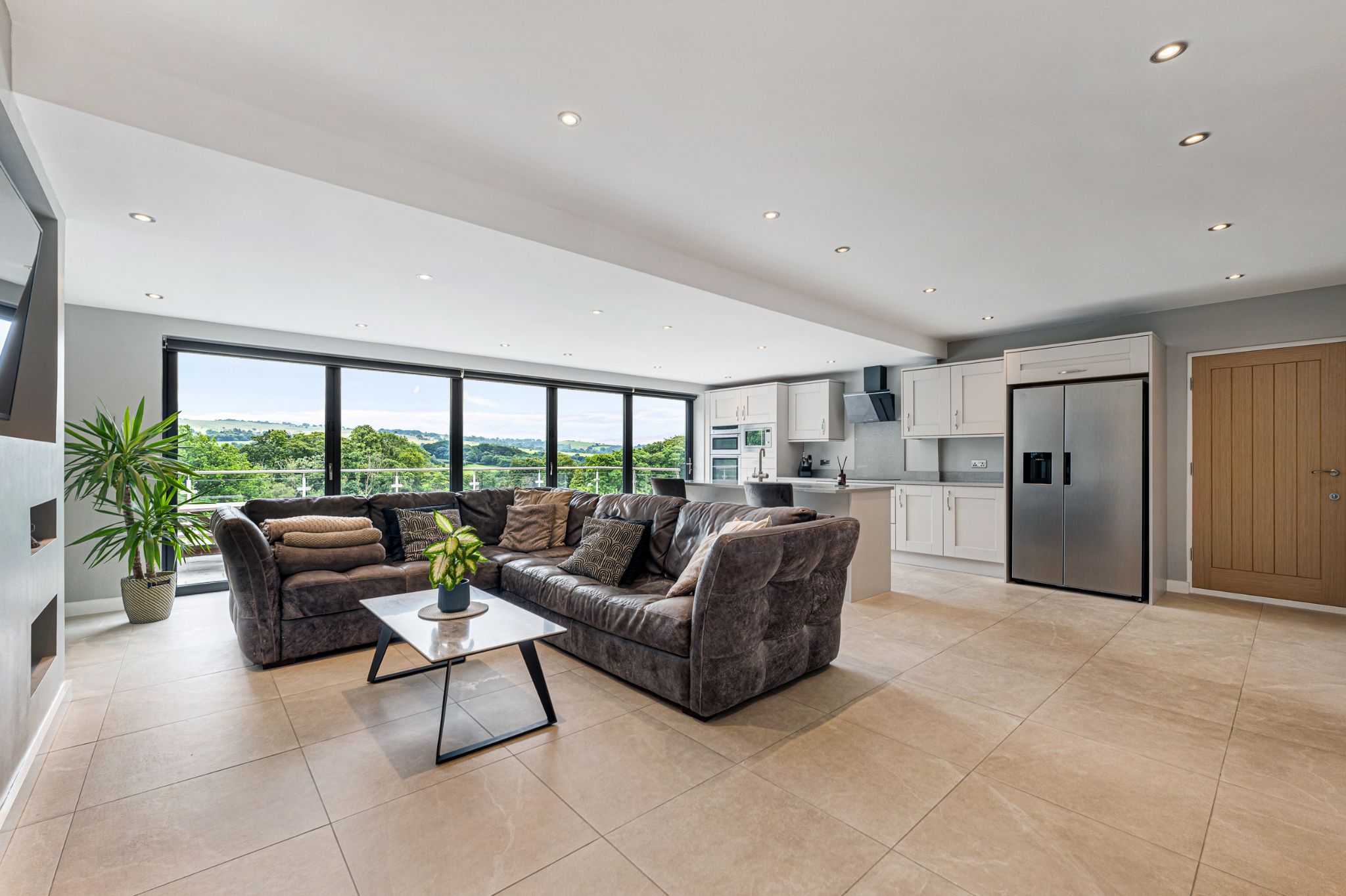 3 bedroom detached house For Sale in Bolton - Photograph 9.