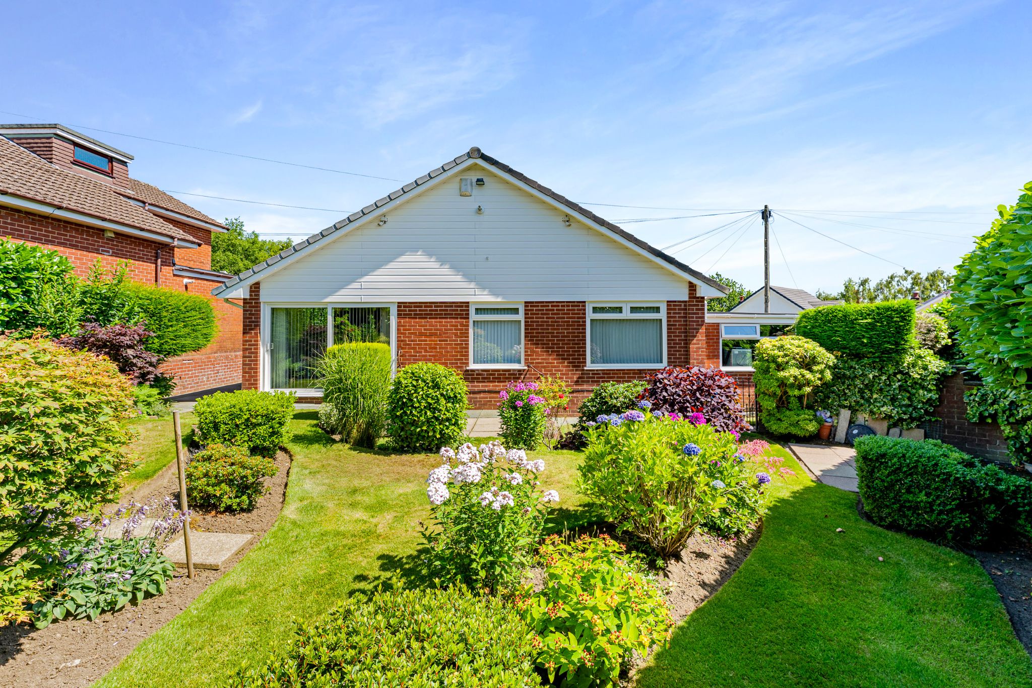 3 bedroom detached bungalow For Sale in Bolton - Photograph 26.