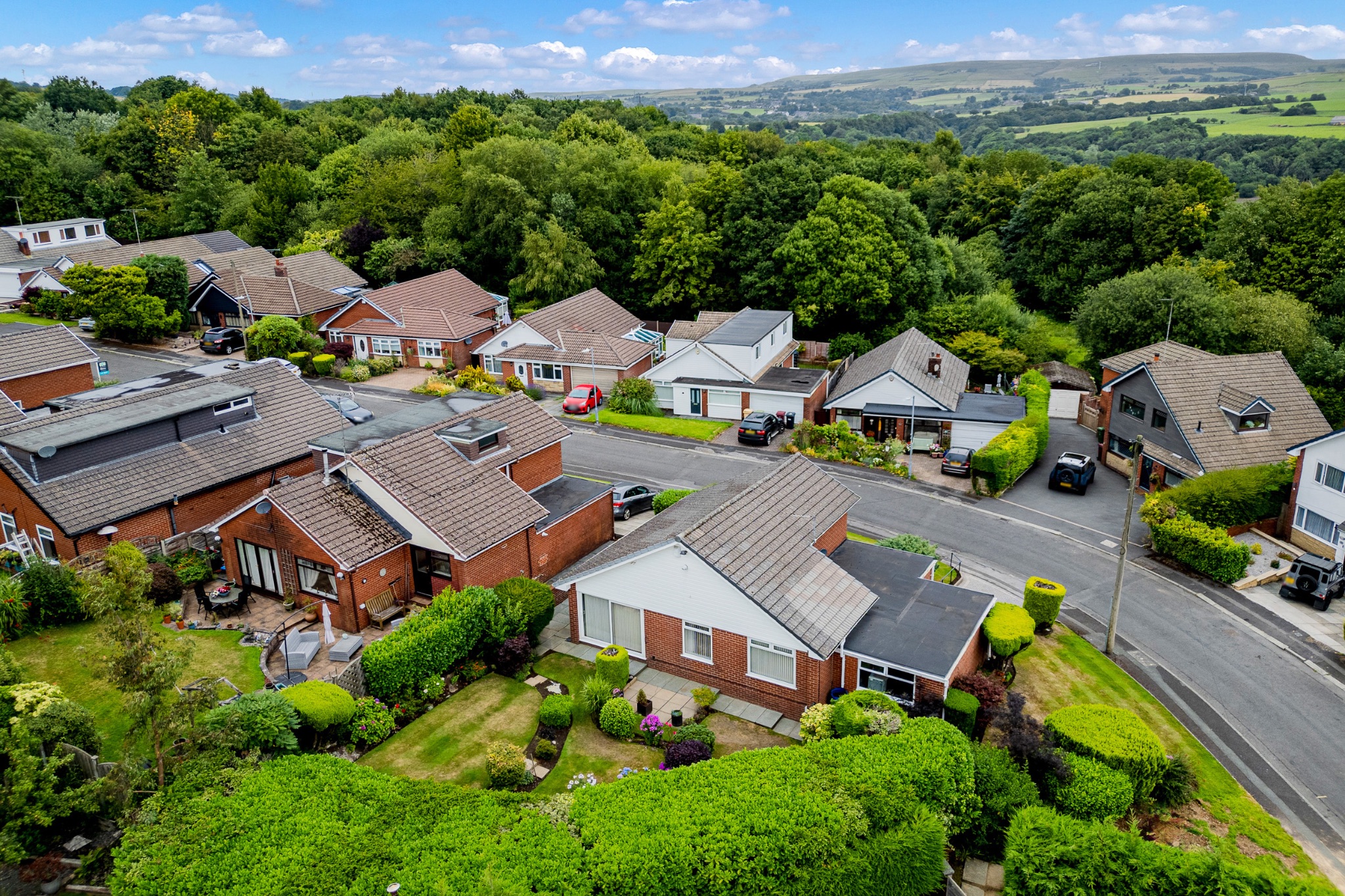 3 bedroom detached bungalow For Sale in Bolton - Photograph 28.