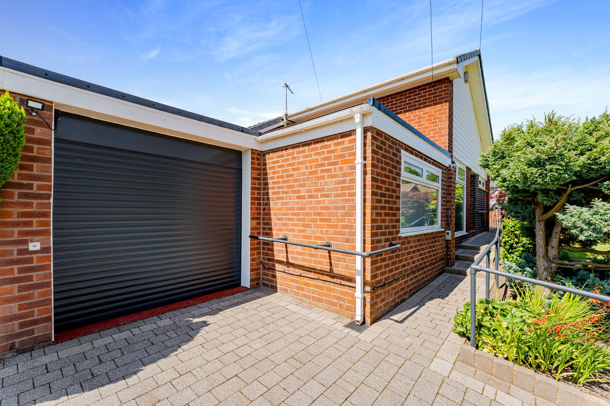 3 bedroom detached bungalow For Sale in Bolton - Photograph 5.