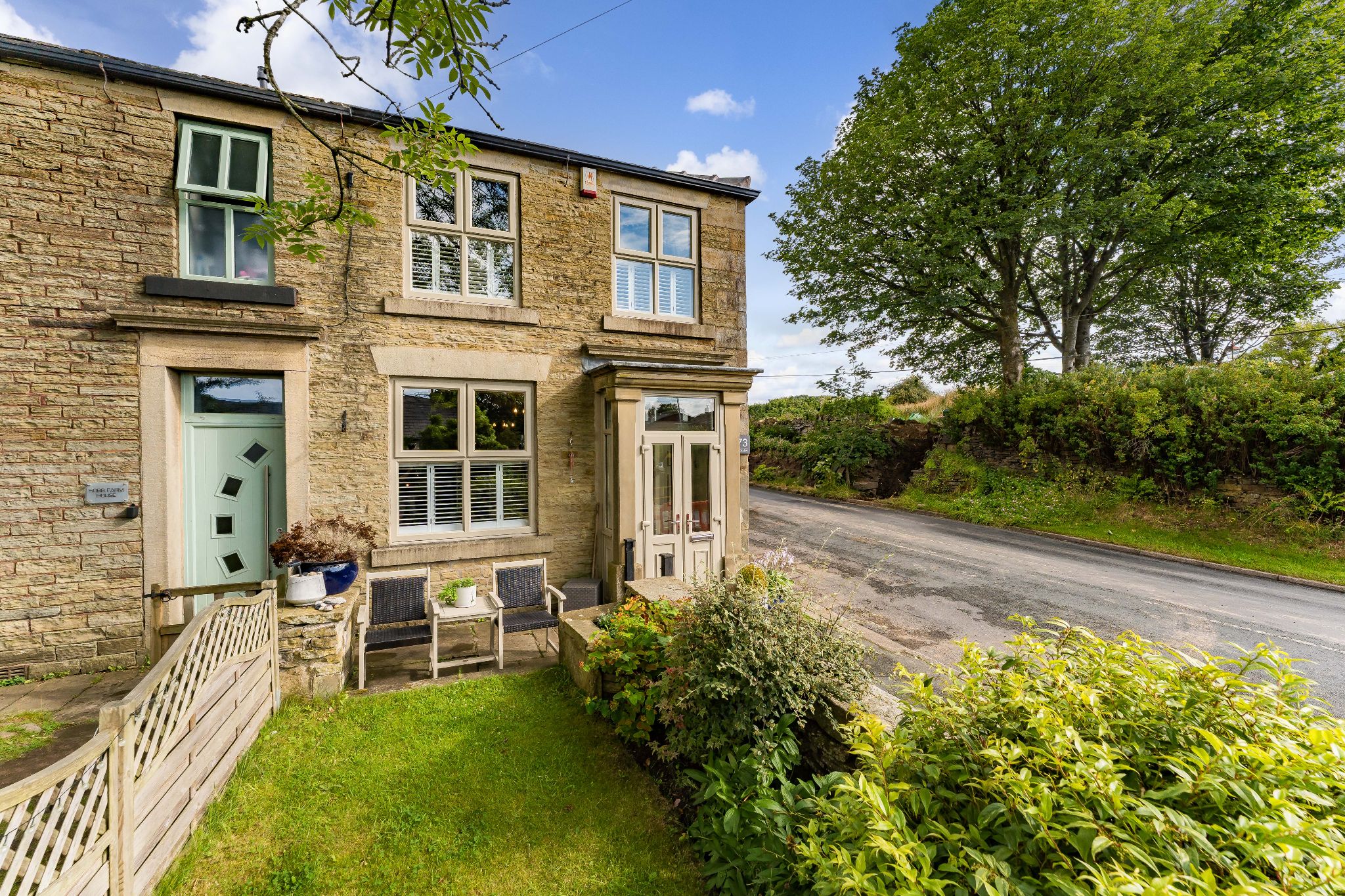 4 bedroom cottage house Sale Agreed in Bolton - Photograph 3.