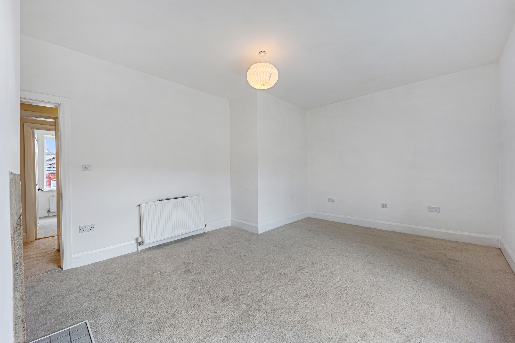 2 bedroom cottage house For Sale in Bolton - Photograph 28.