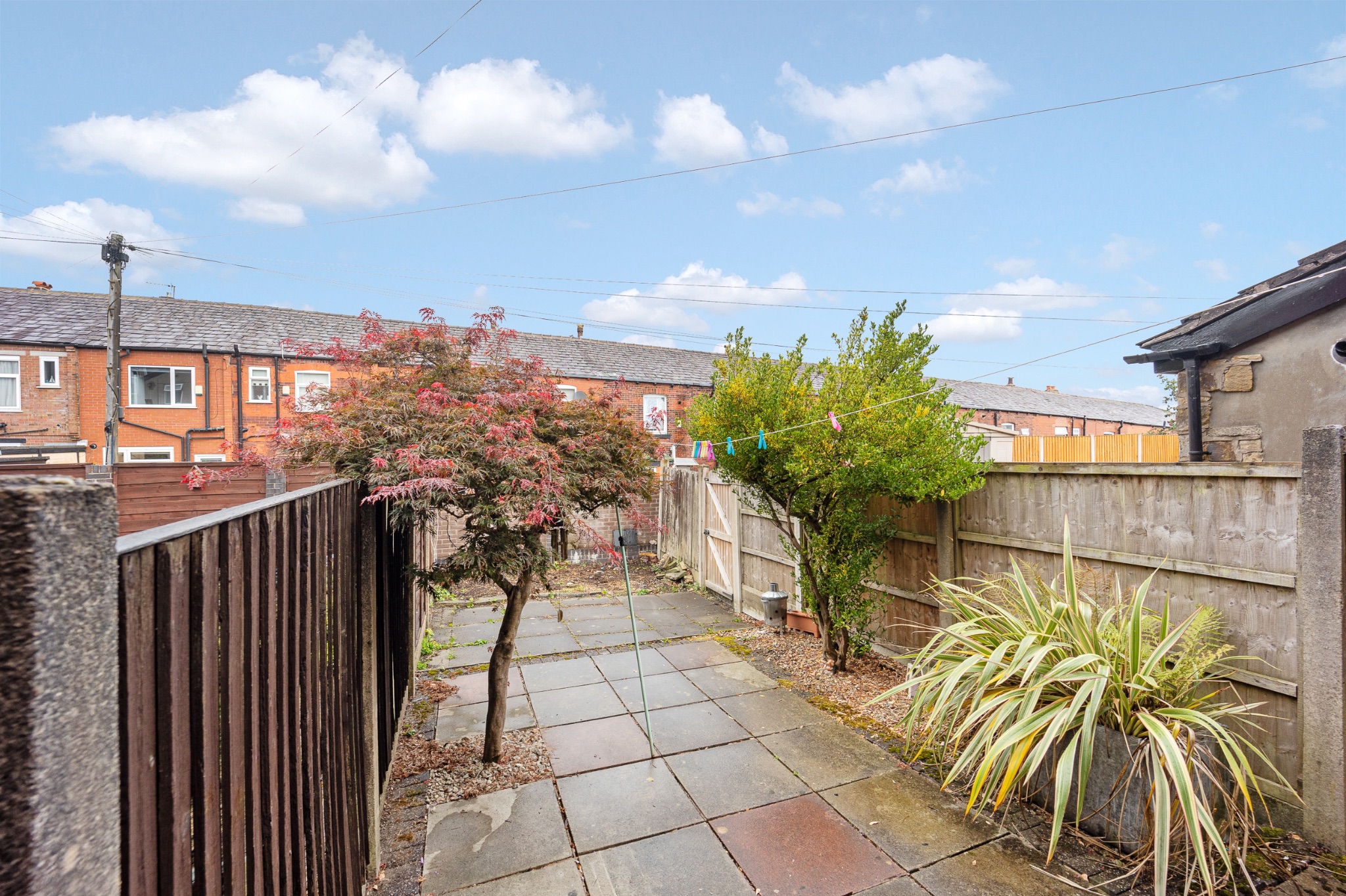 2 bedroom cottage house For Sale in Bolton - Photograph 16.