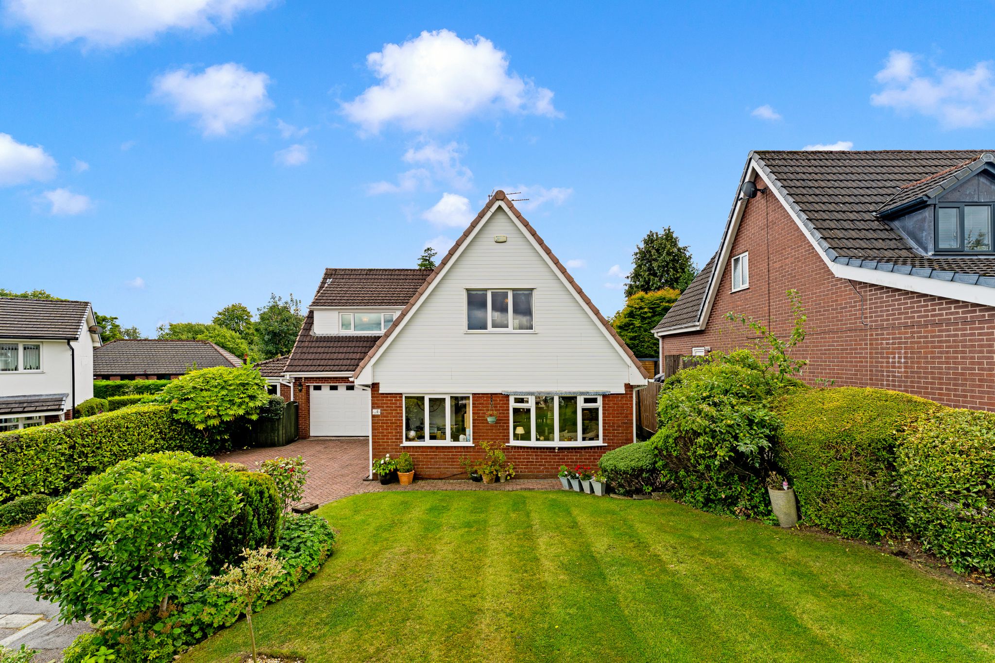 5 bedroom detached house For Sale in Bolton - Photograph 46.