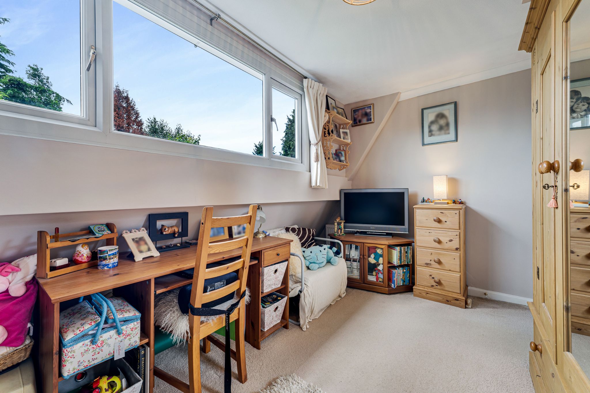 5 bedroom detached house For Sale in Bolton - Photograph 35.