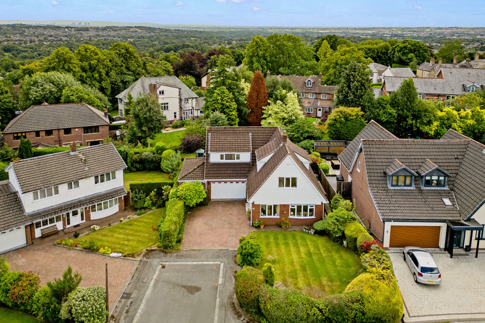 5 bedroom detached house For Sale in Bolton - Photograph 48.