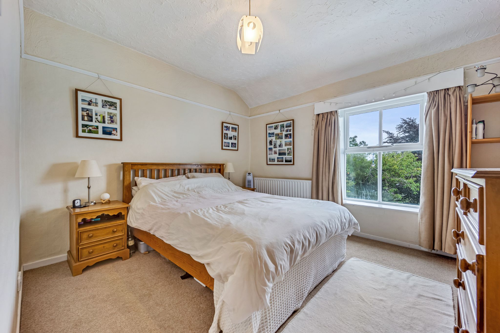 2 bedroom cottage house For Sale in Bolton - Photograph 17.