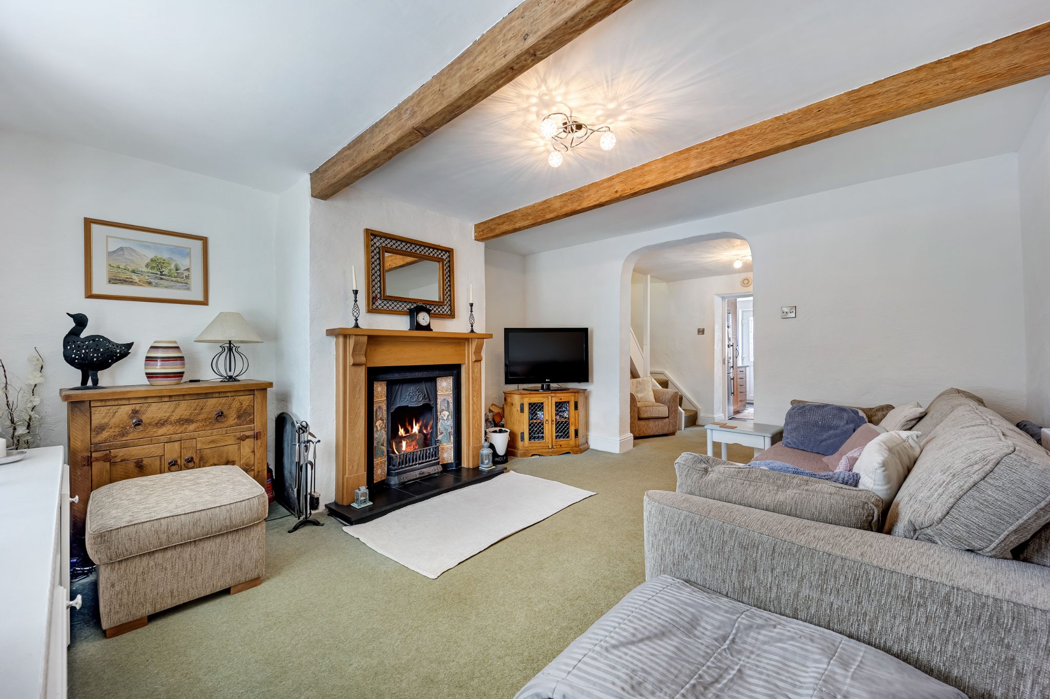 2 bedroom cottage house For Sale in Bolton - Photograph 4.