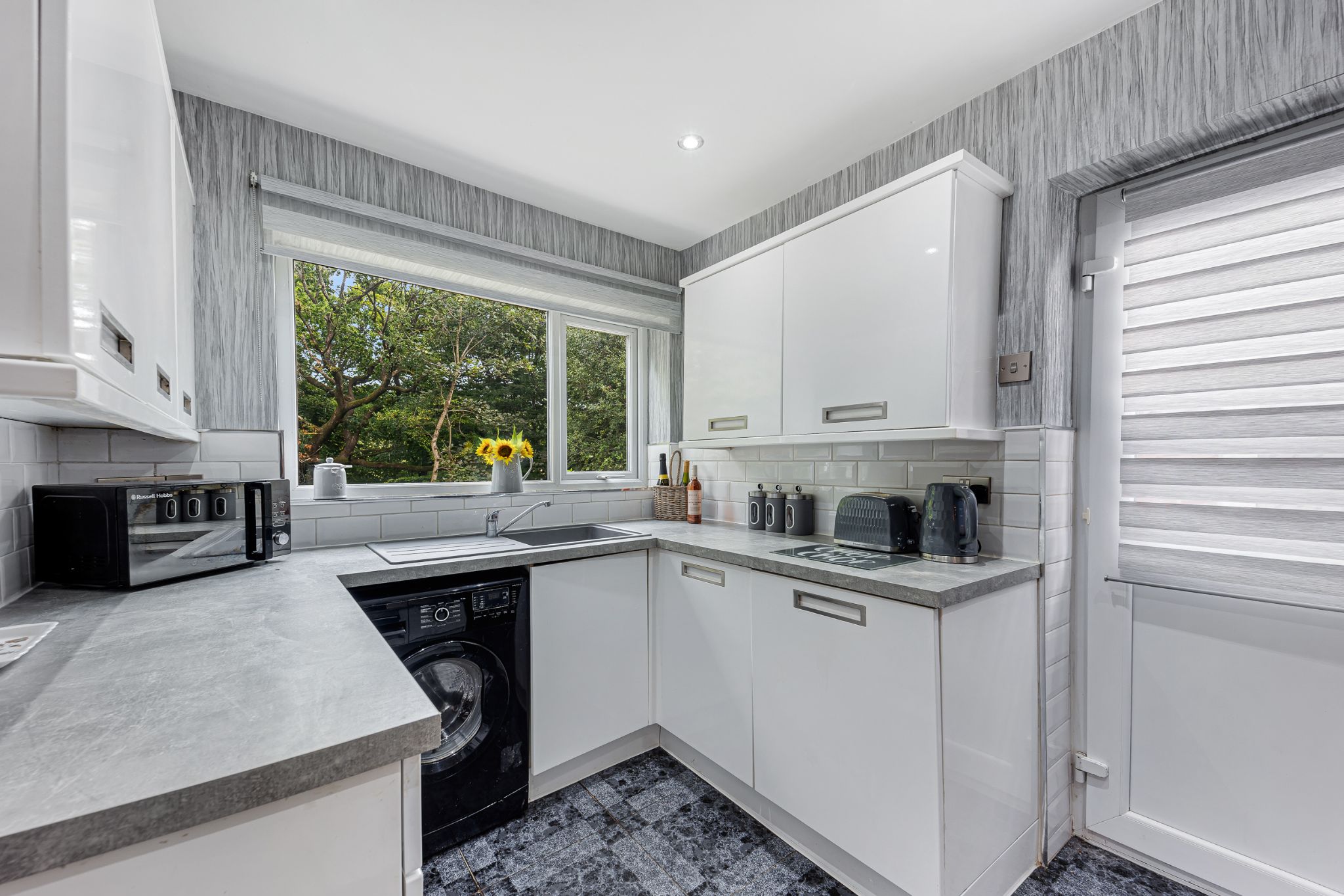 3 bedroom detached bungalow For Sale in Bolton - Photograph 10.