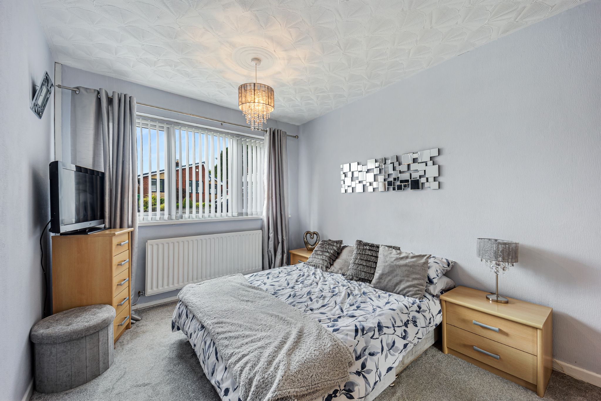 3 bedroom detached bungalow For Sale in Bolton - Photograph 14.