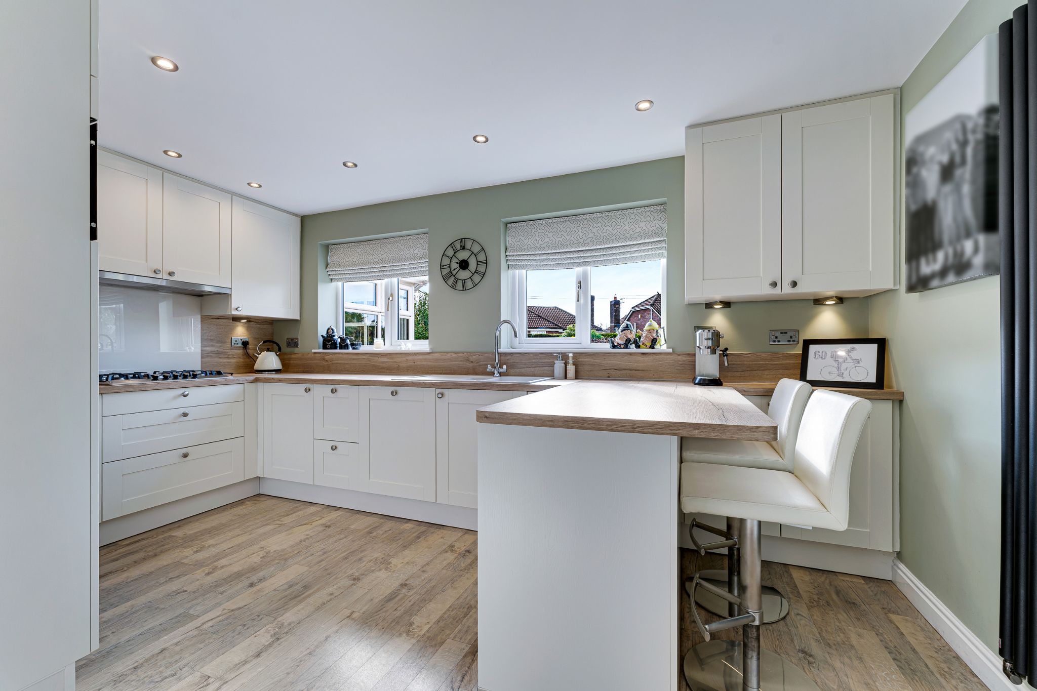 4 bedroom detached house For Sale in Bolton - Photograph 16.