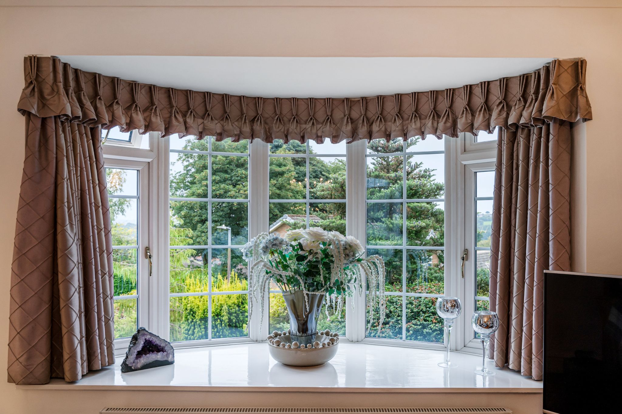 4 bedroom detached house For Sale in Bolton - Photograph 8.