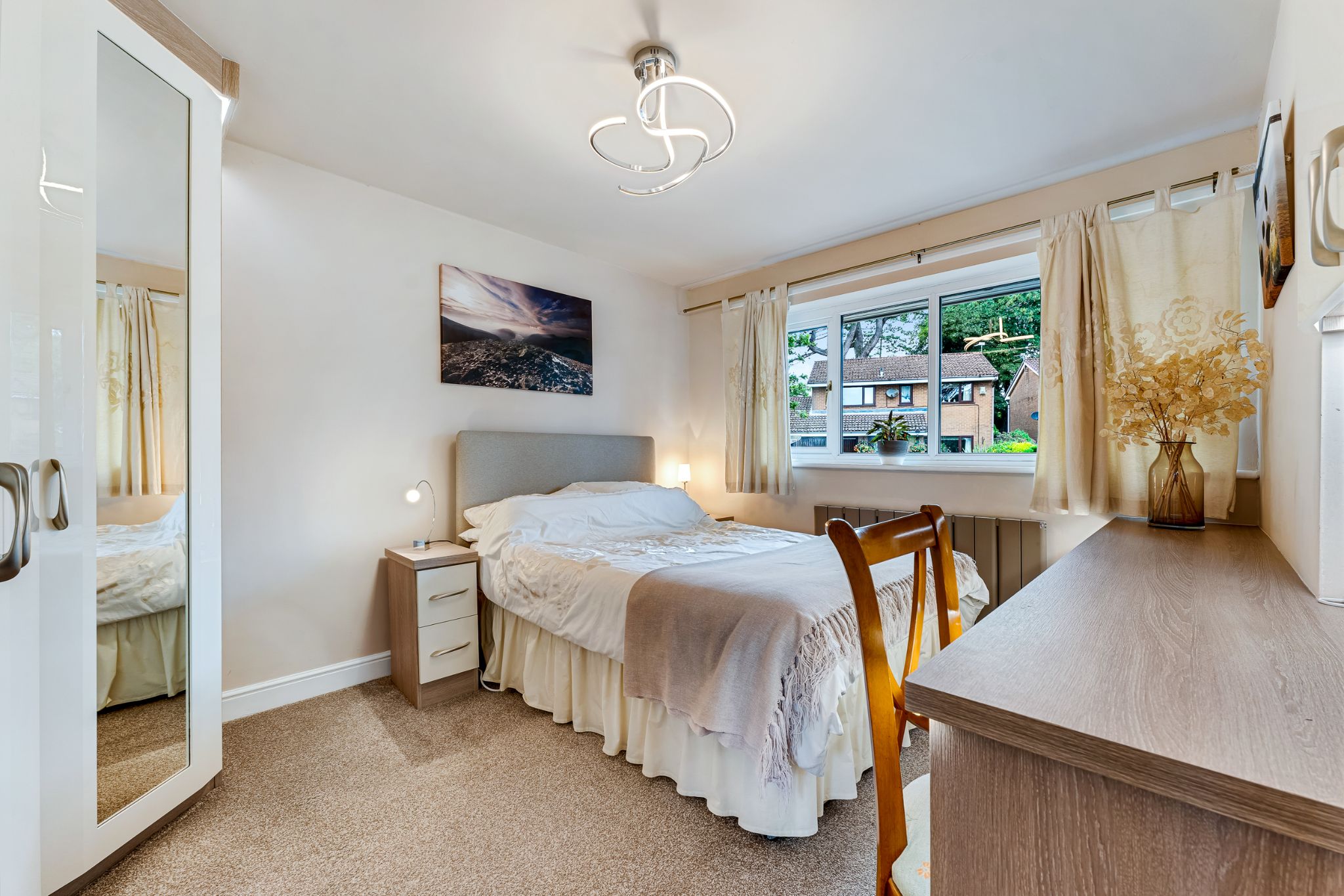 4 bedroom detached house For Sale in Bolton - Photograph 27.