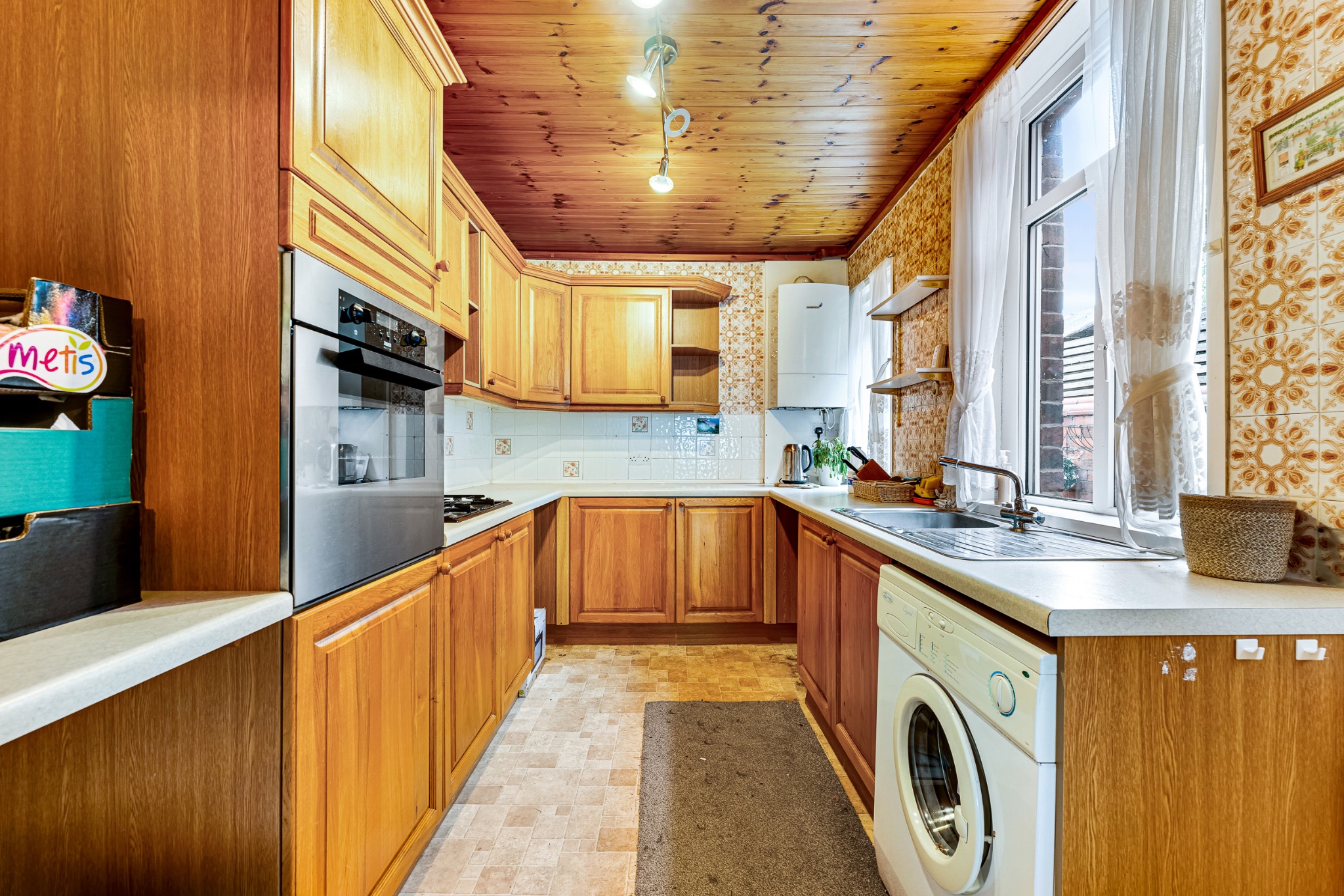 3 bedroom mid terraced house For Sale in Darwen - Photograph 4.