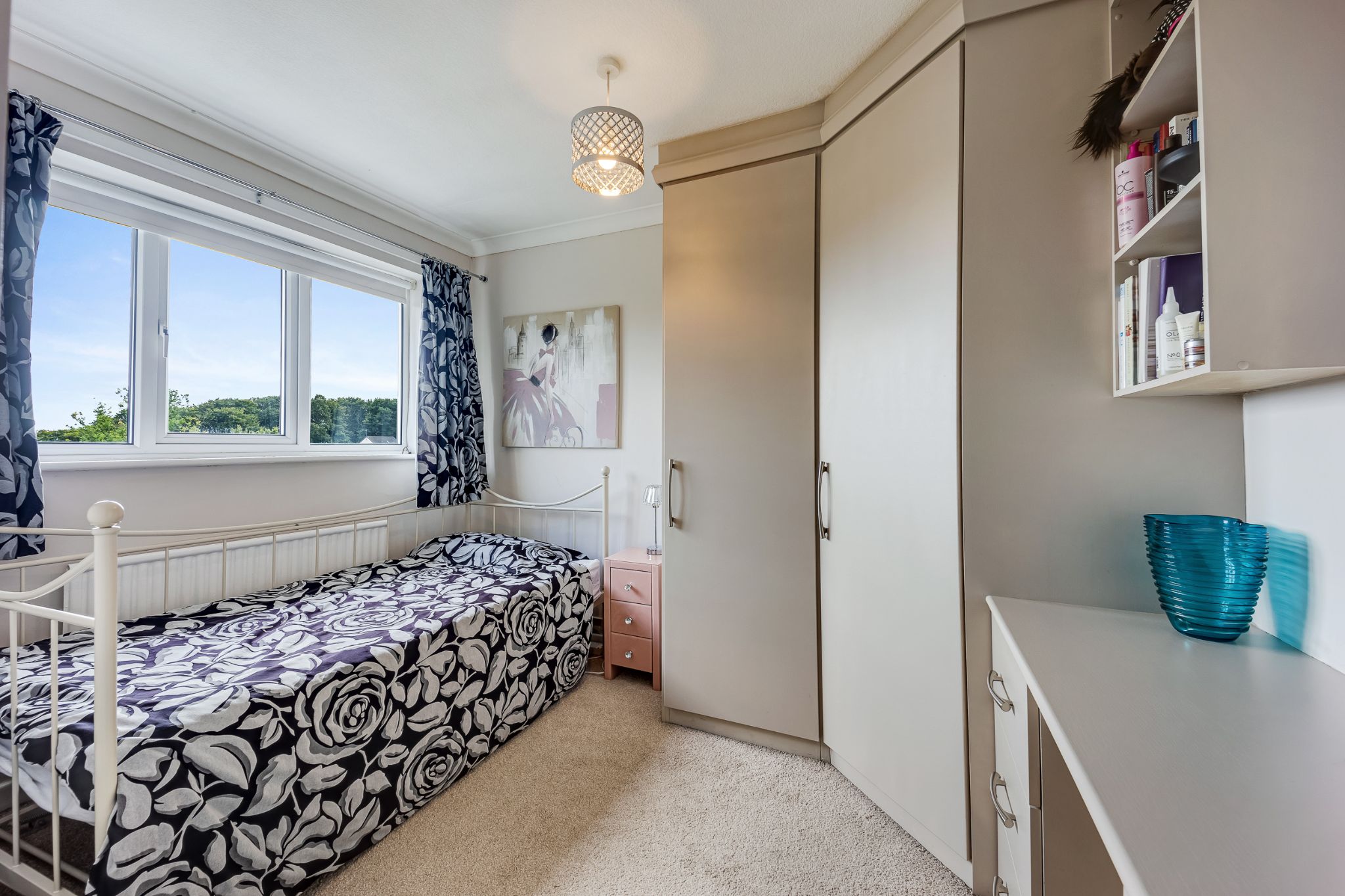 4 bedroom detached house For Sale in Bolton - Photograph 34.