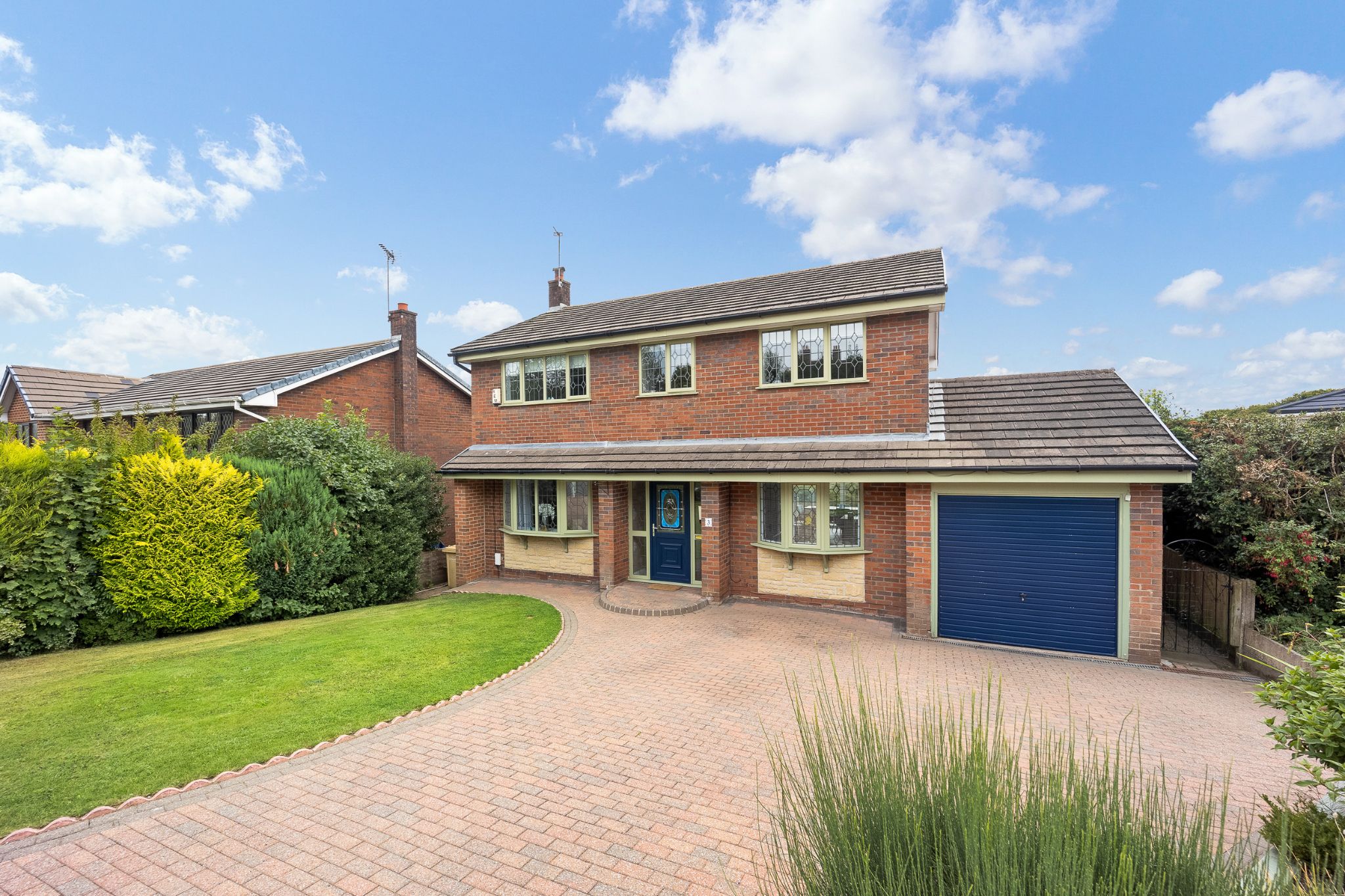 4 bedroom detached house For Sale in Bolton - Photograph 5.