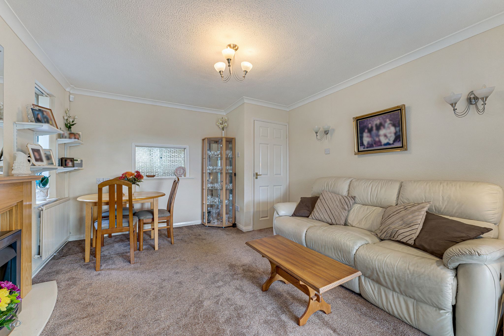 2 bedroom semi-detached bungalow For Sale in Bolton - Photograph 4.