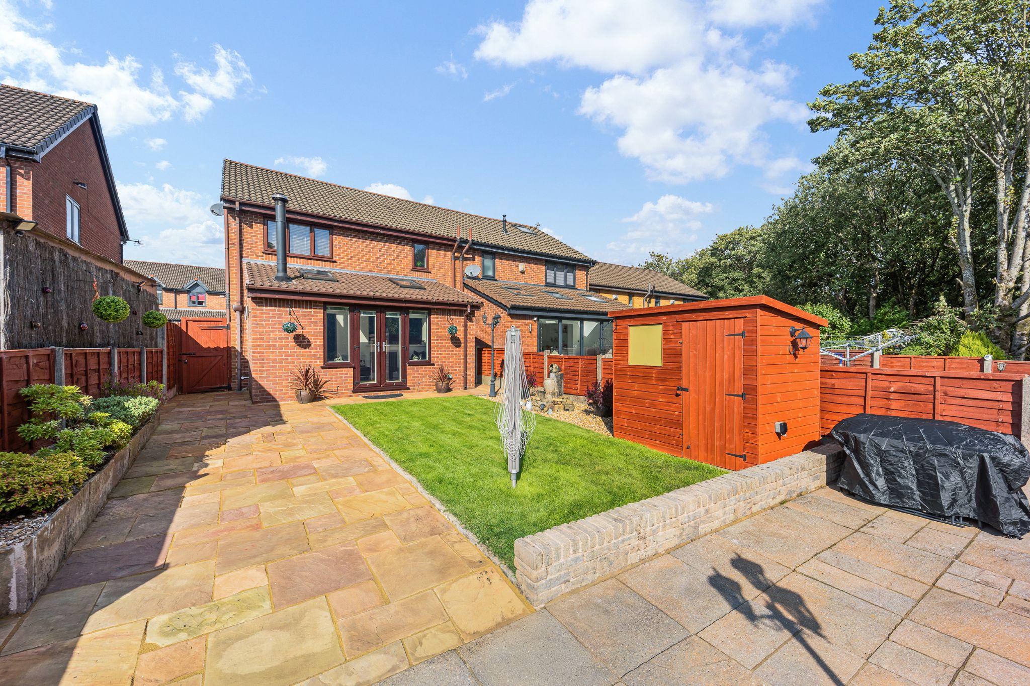 3 bedroom semi-detached house For Sale in Bolton - Photograph 35.