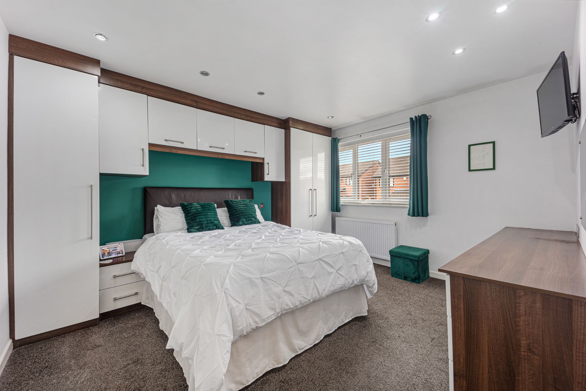 3 bedroom semi-detached house For Sale in Bolton - Photograph 24.