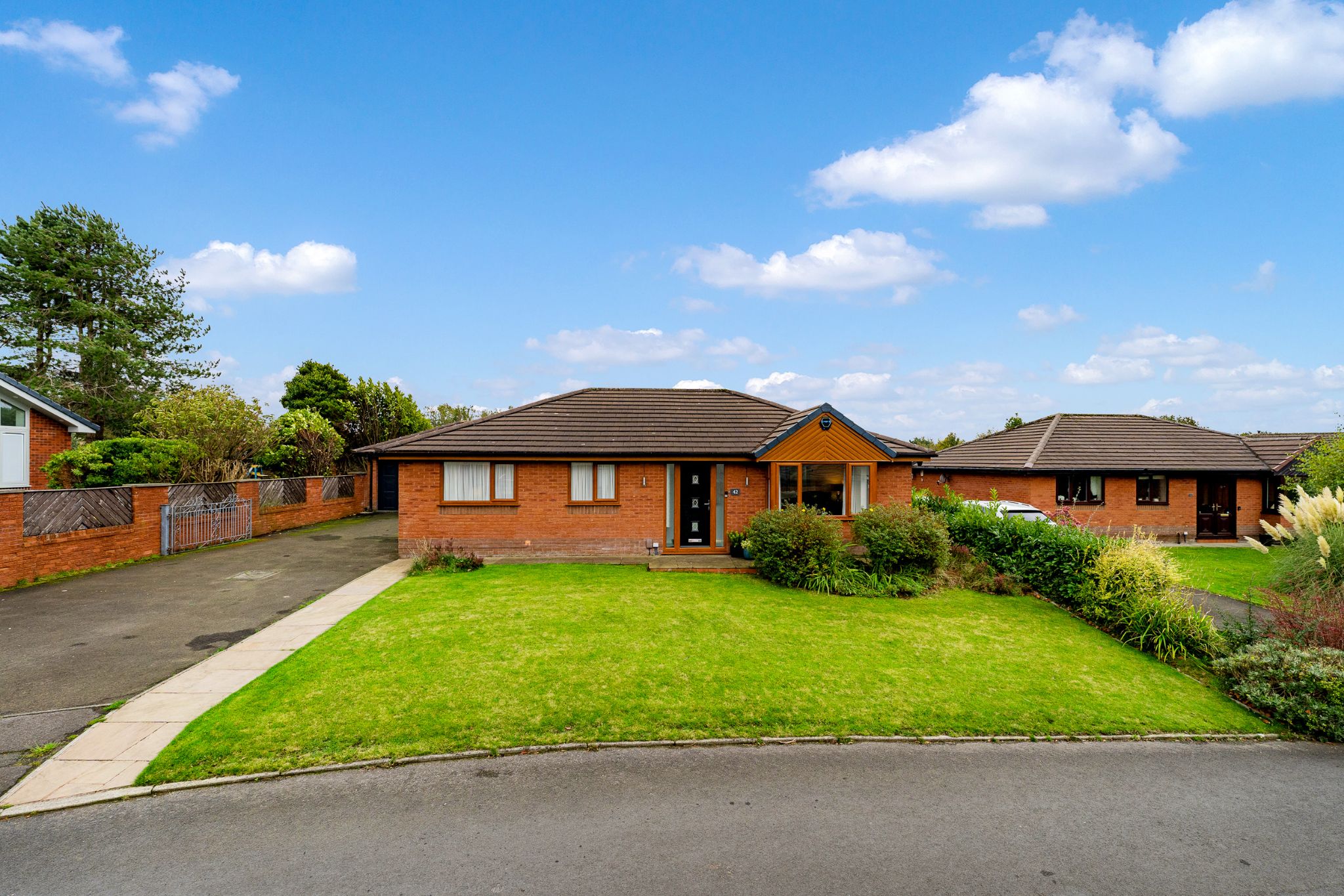 2 bedroom detached bungalow For Sale in Bolton - Photograph 2.