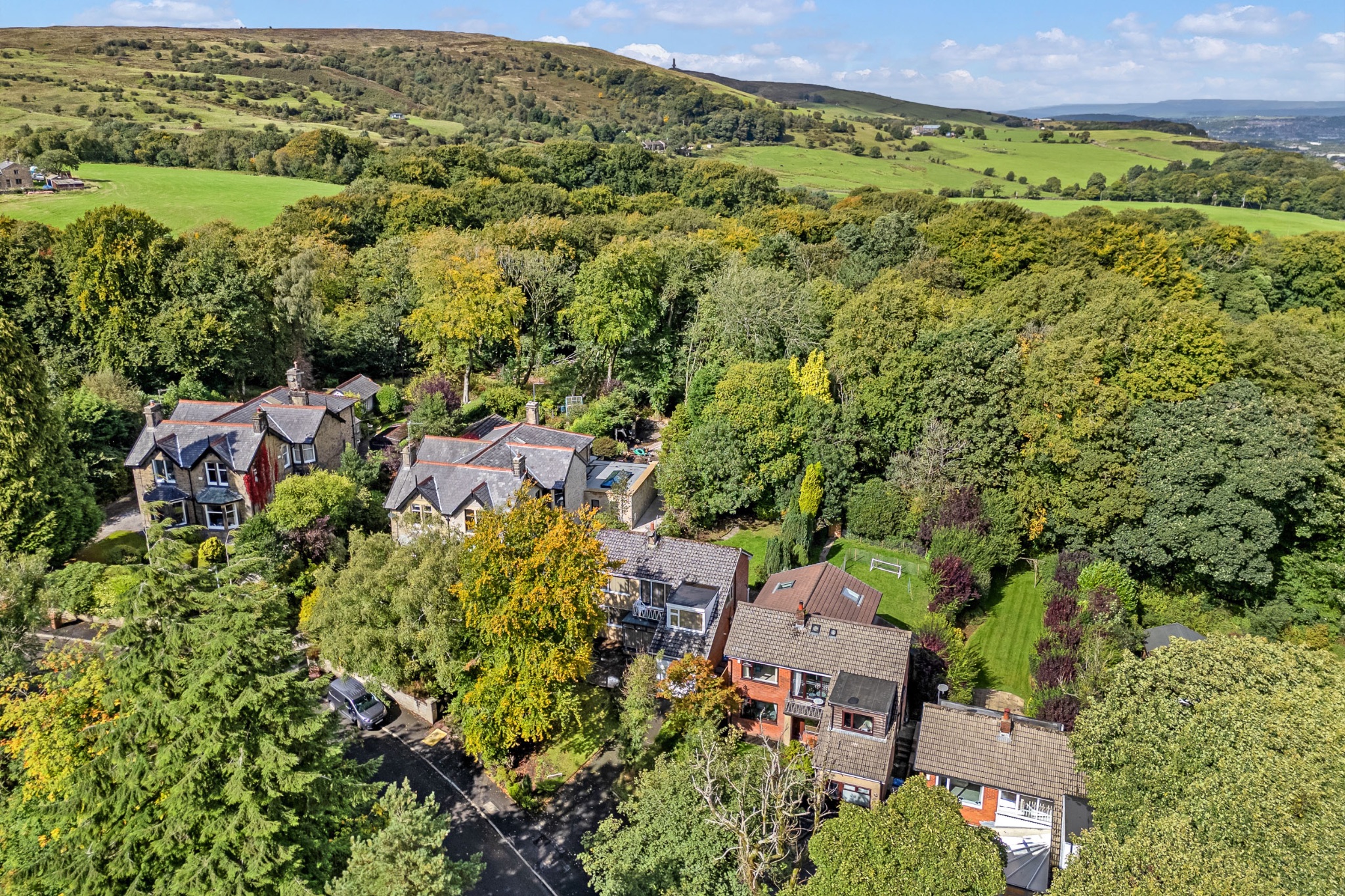 3 bedroom detached house For Sale in Darwen - Photograph 8.