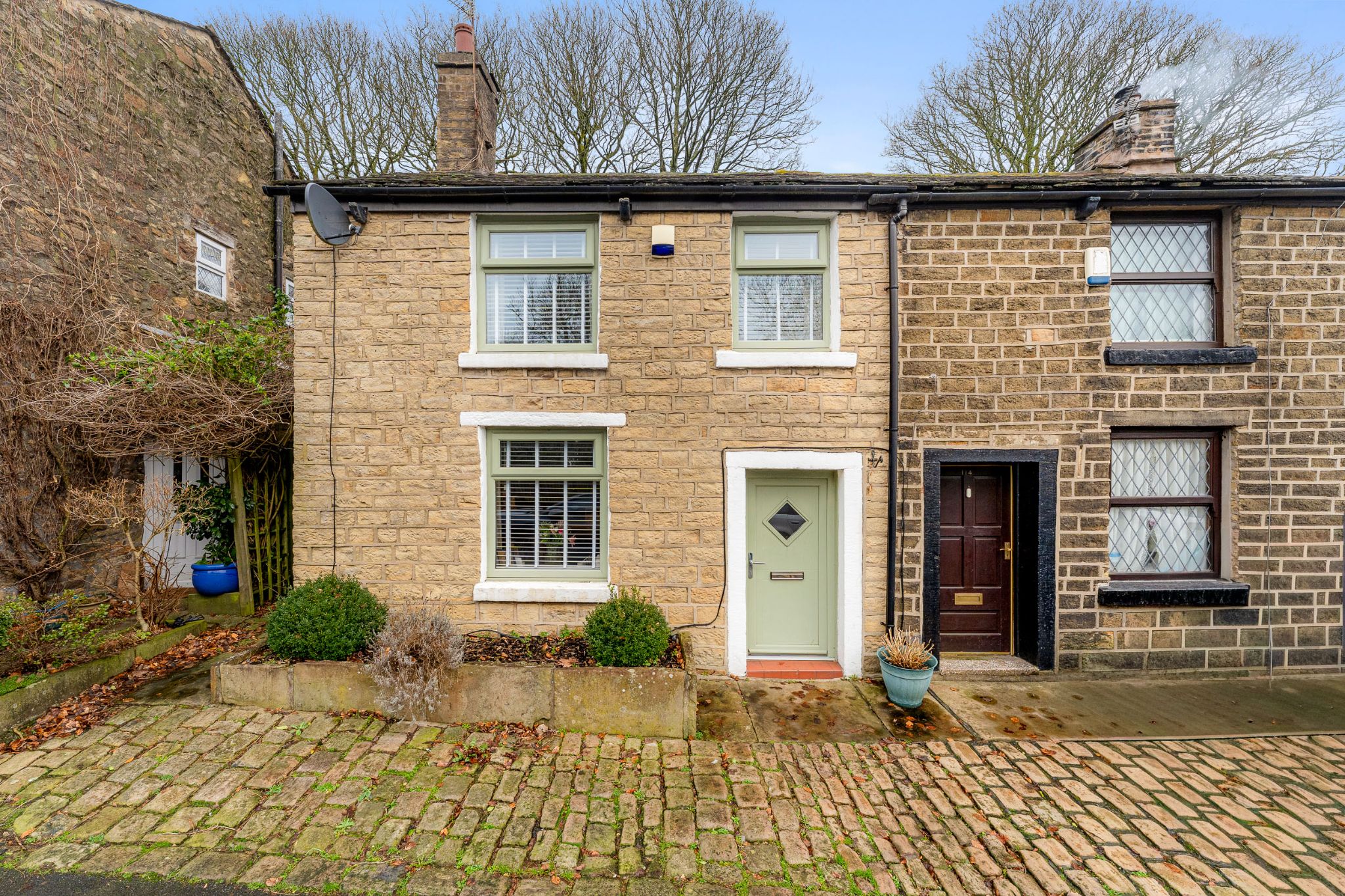 2 bedroom end terraced house For Sale in Bolton - Photograph 2.