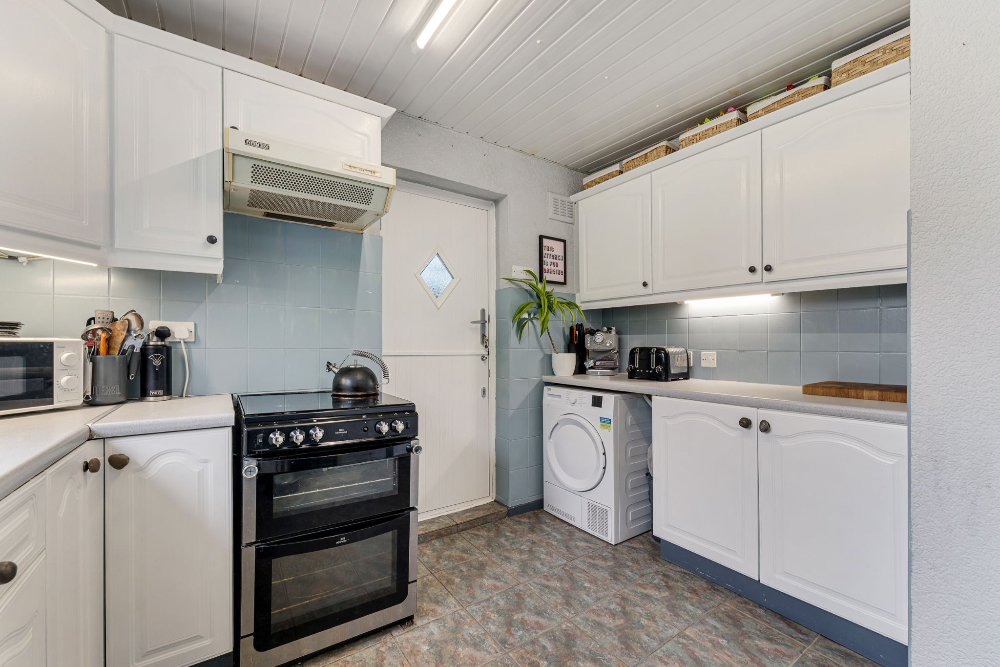 2 bedroom semi-detached house For Sale in Bolton - Photograph 16.
