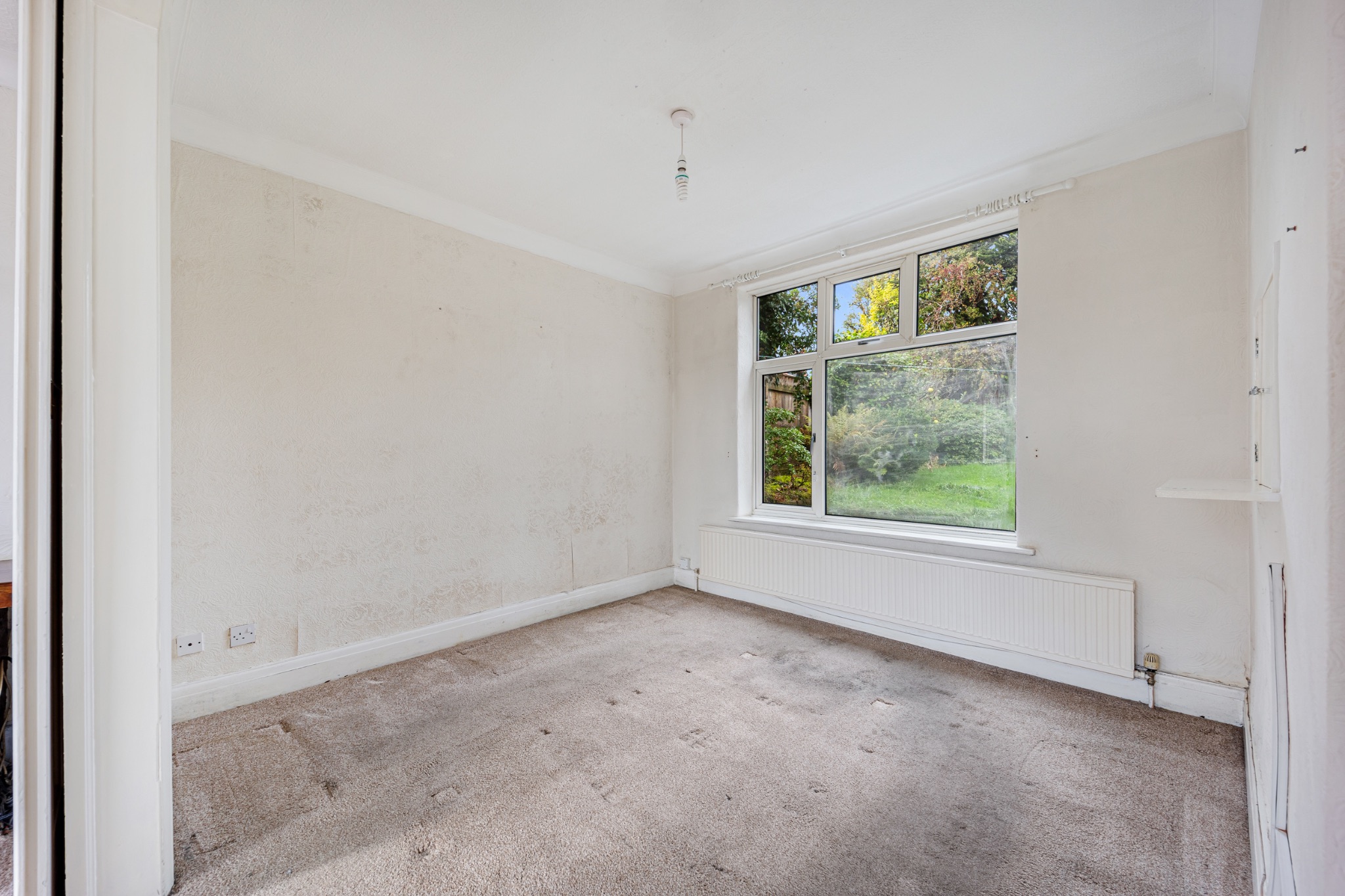 4 bedroom detached house For Sale in Bolton - Photograph 27.