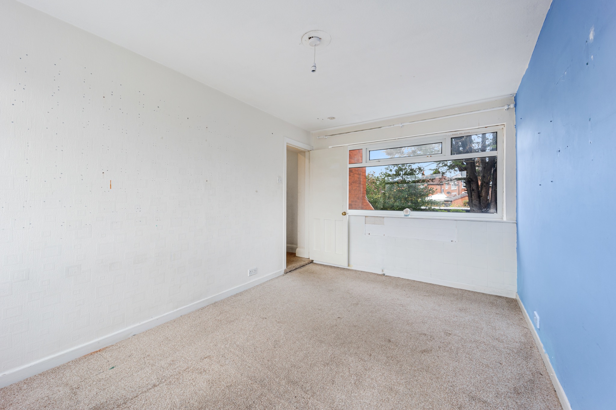 4 bedroom detached house For Sale in Bolton - Photograph 23.