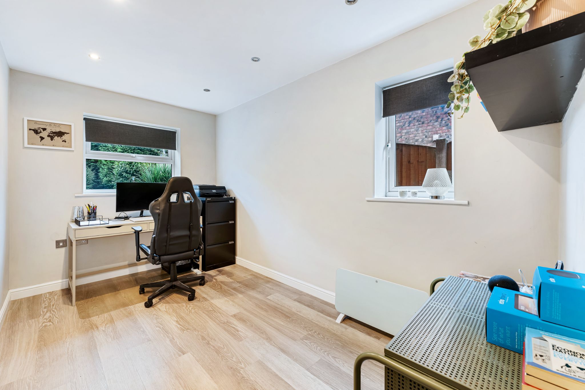 4 bedroom detached house Sale Agreed in Bolton - Photograph 24.