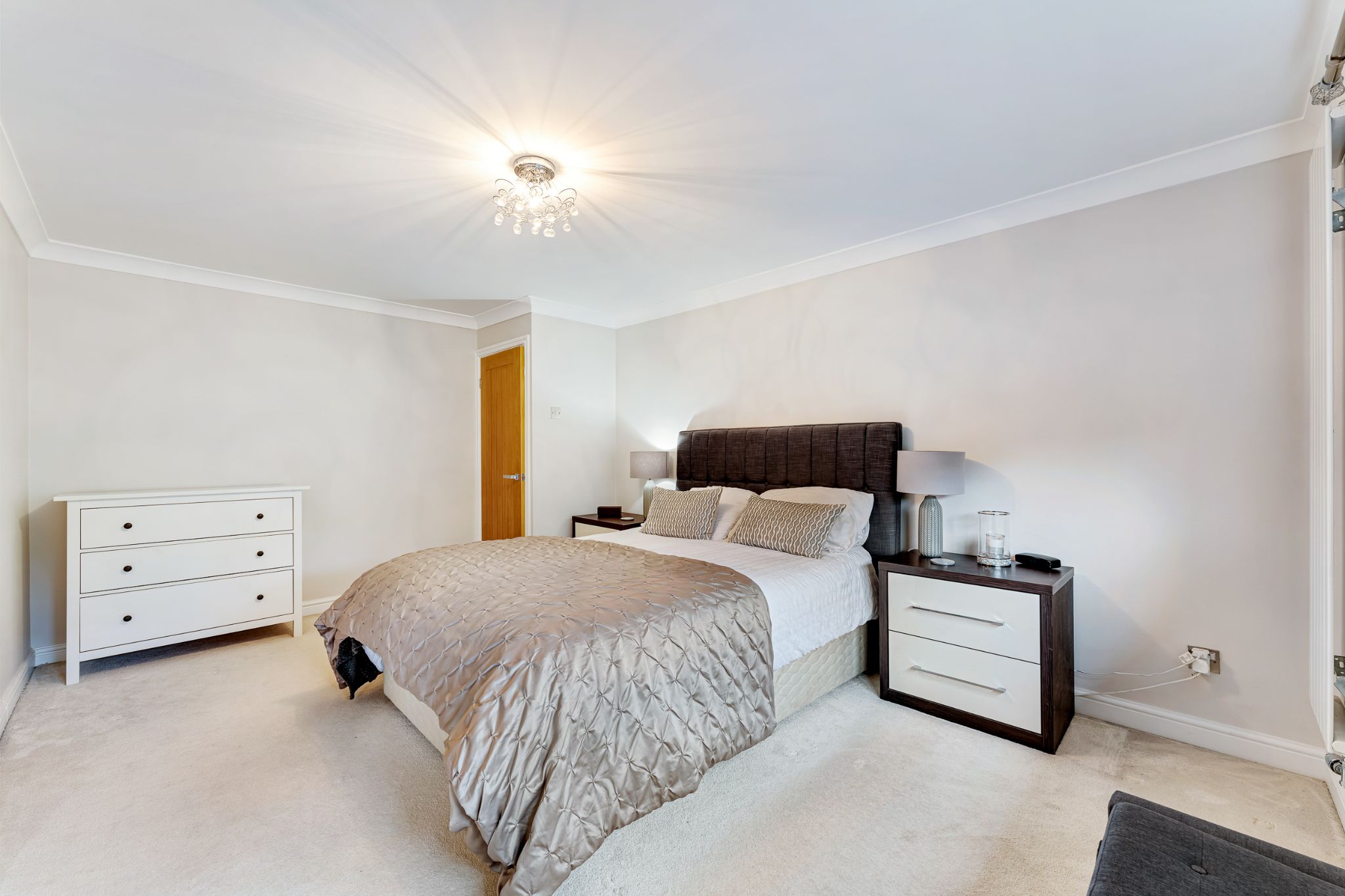 4 bedroom detached house Sale Agreed in Bolton - Photograph 29.