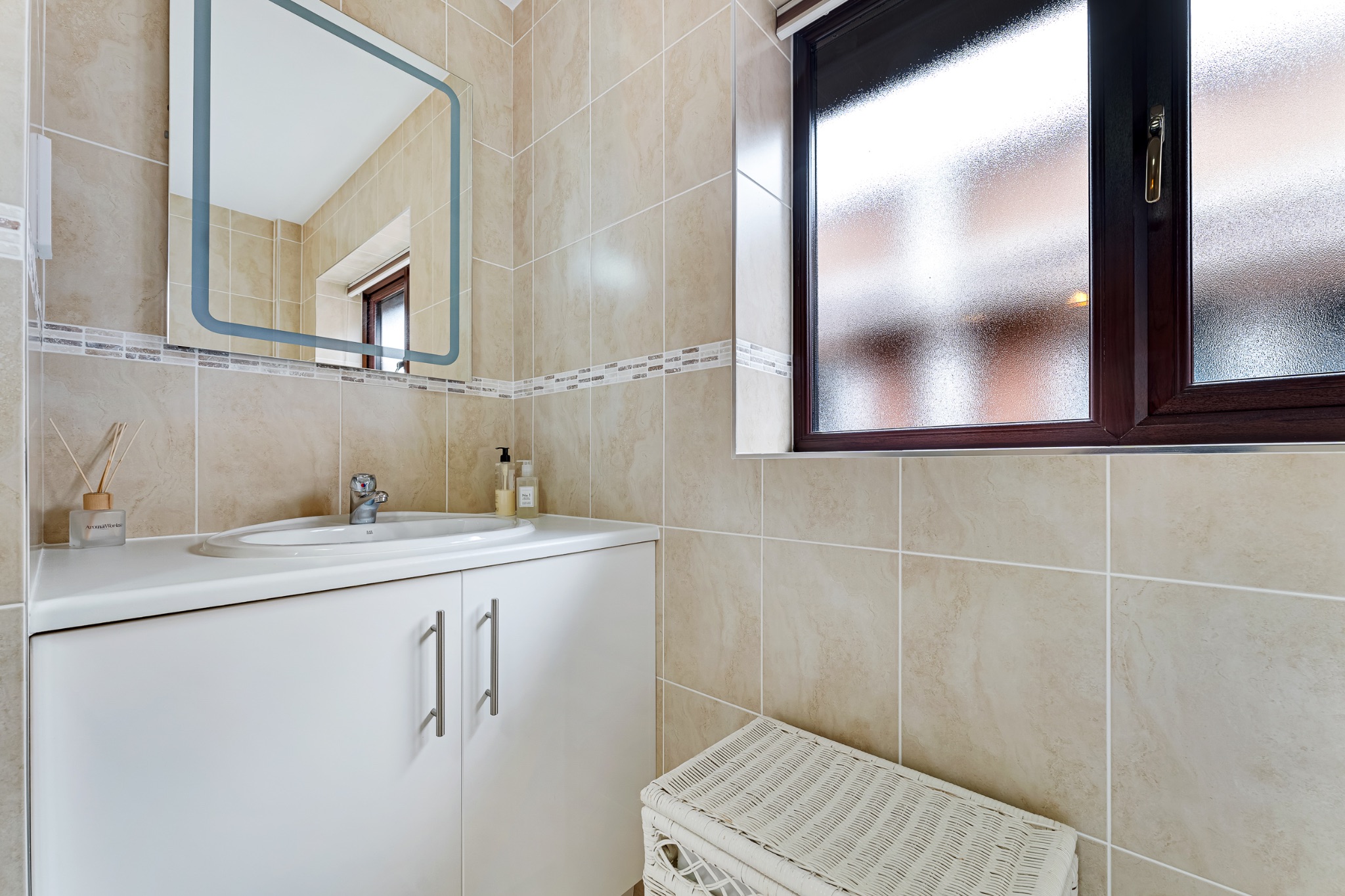 3 bedroom detached bungalow For Sale in Bolton - Photograph 9.