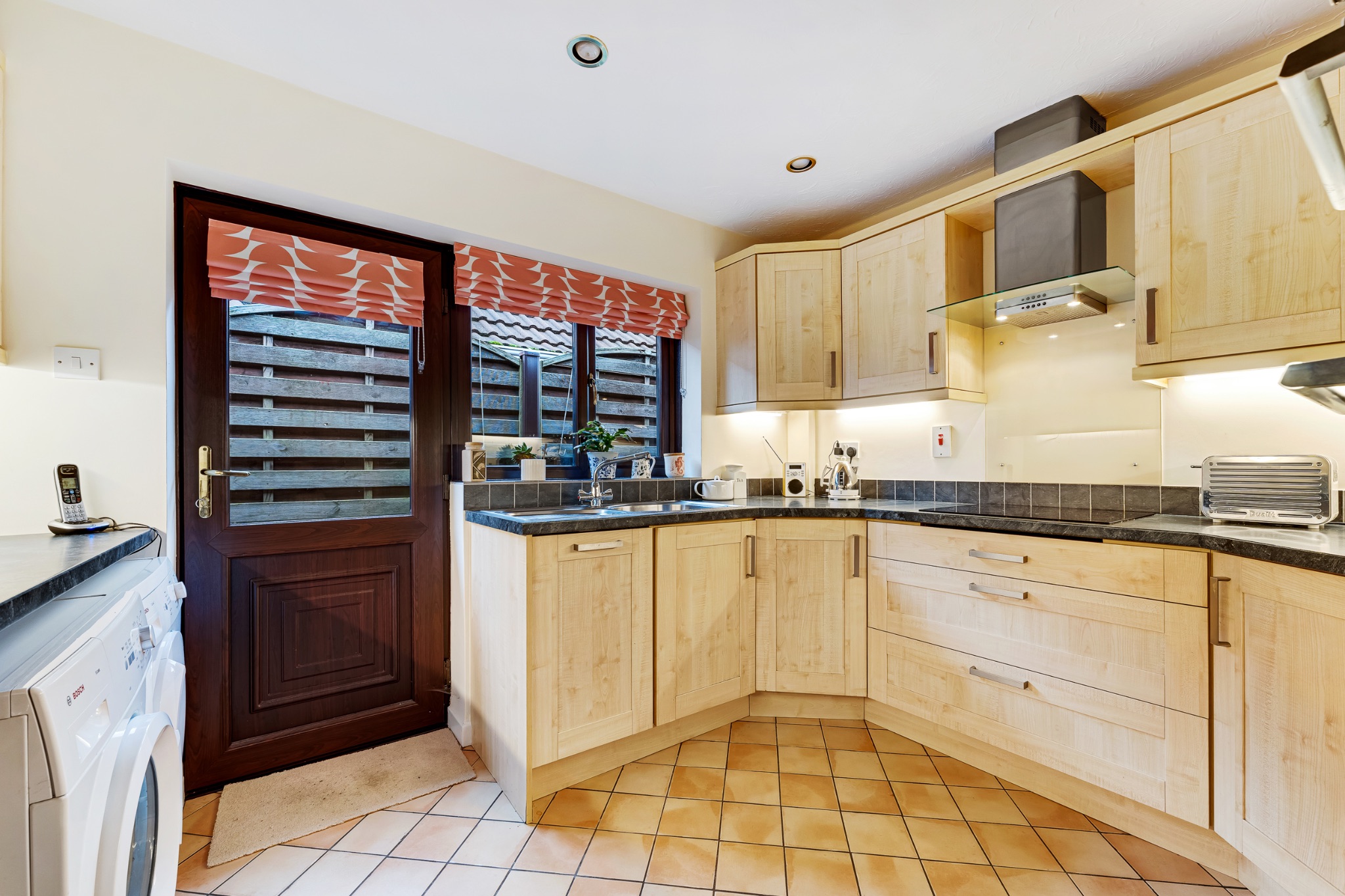3 bedroom detached bungalow For Sale in Bolton - Photograph 19.