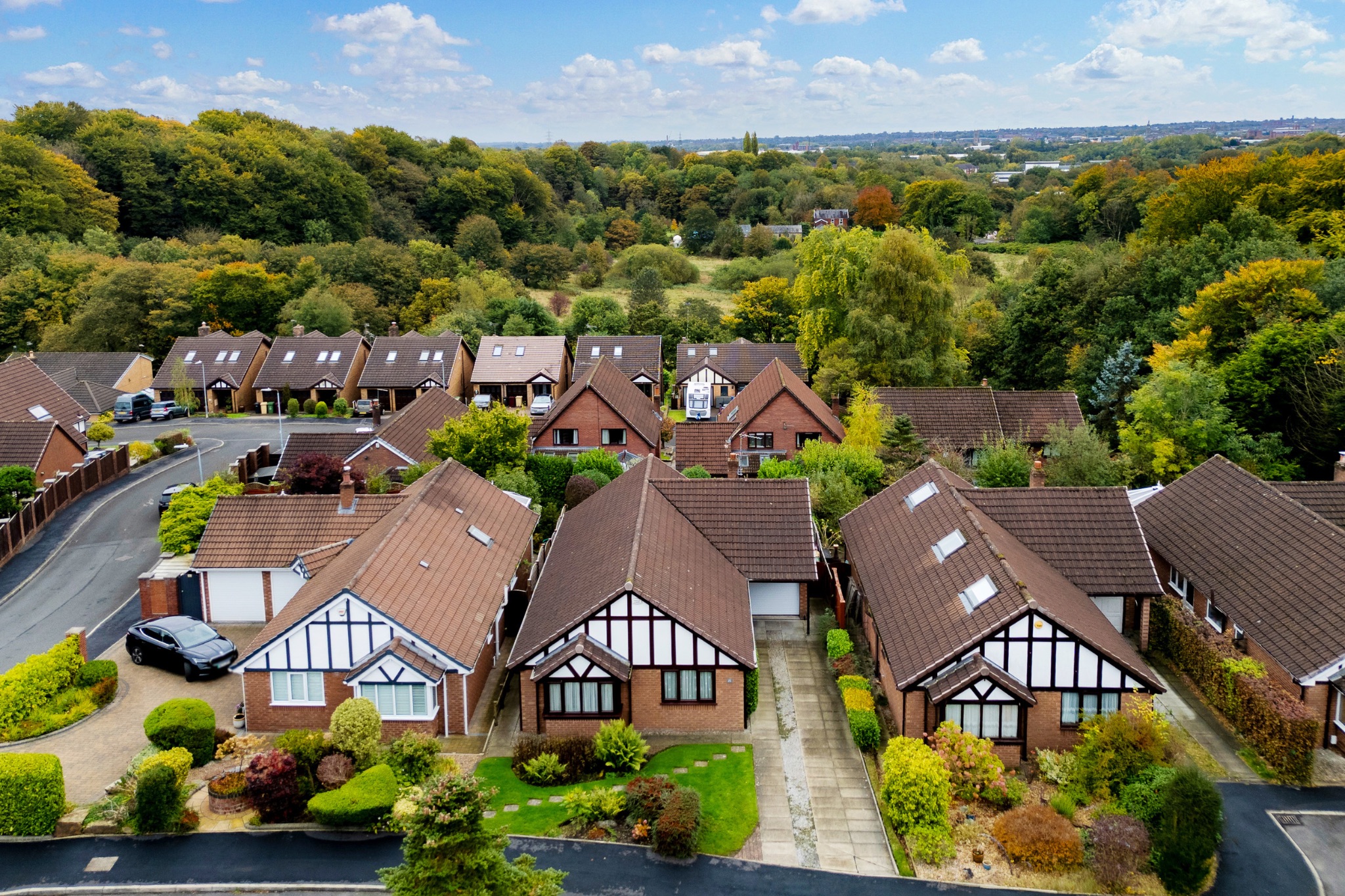 3 bedroom detached bungalow For Sale in Bolton - Photograph 10.