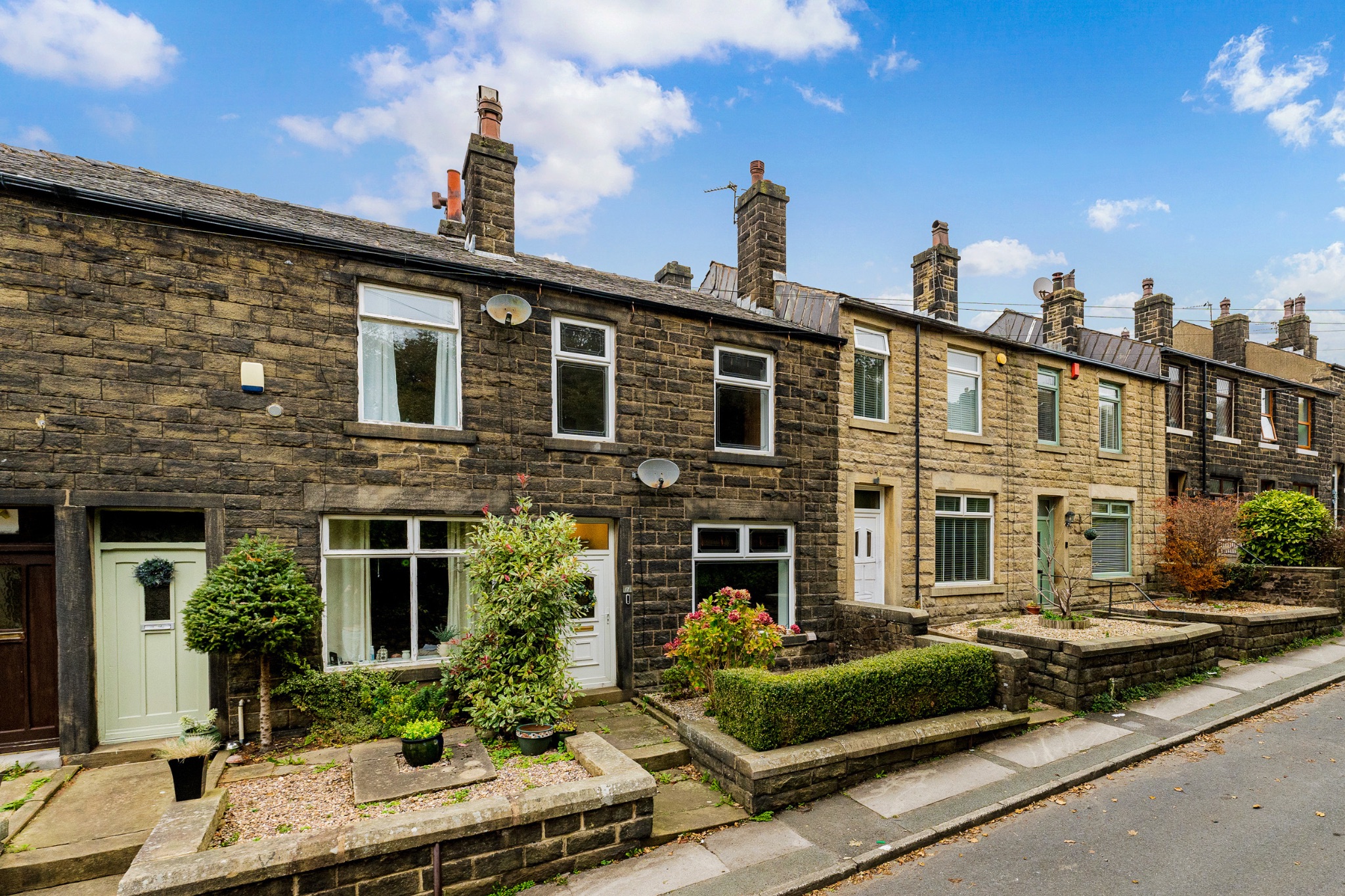 2 bedroom mid terraced house For Sale in Bolton - Photograph 33.